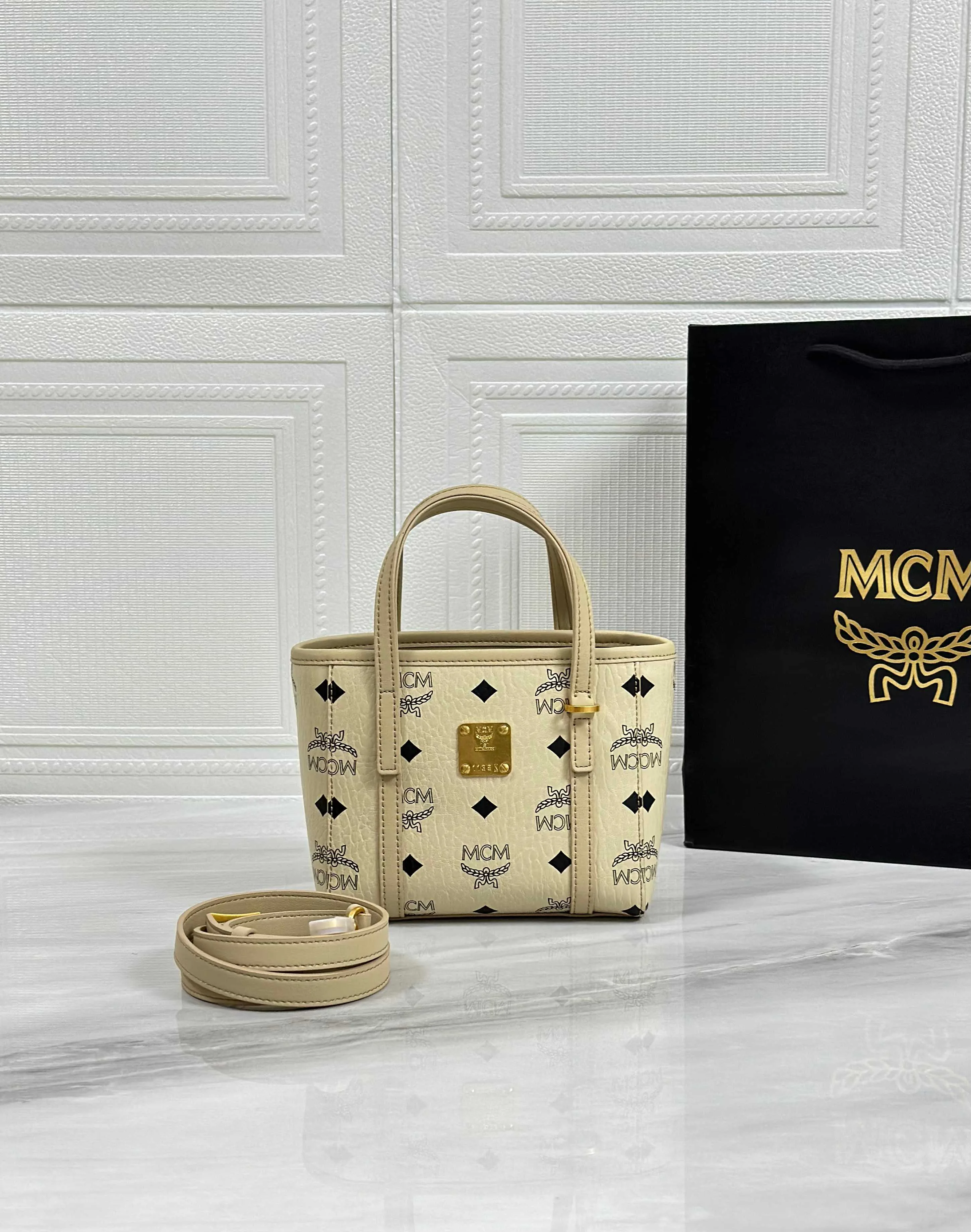 Сумки На Ремне Женские Mcm 397919