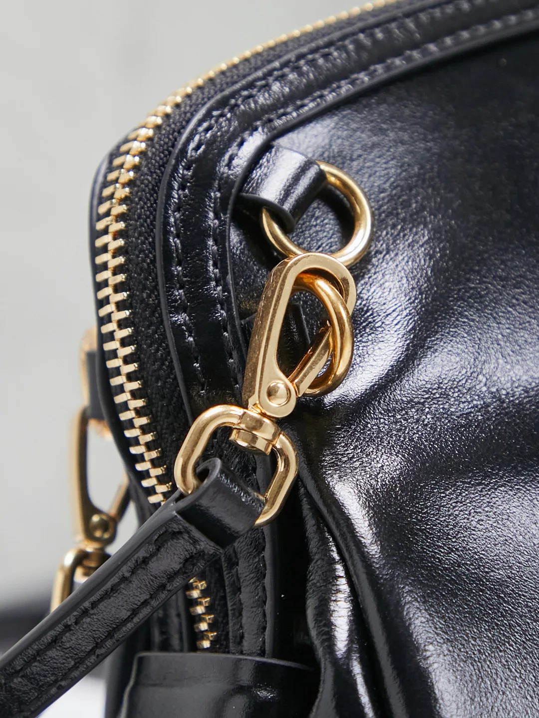 Сумки На Ремне Женские Miu Miu 11402773