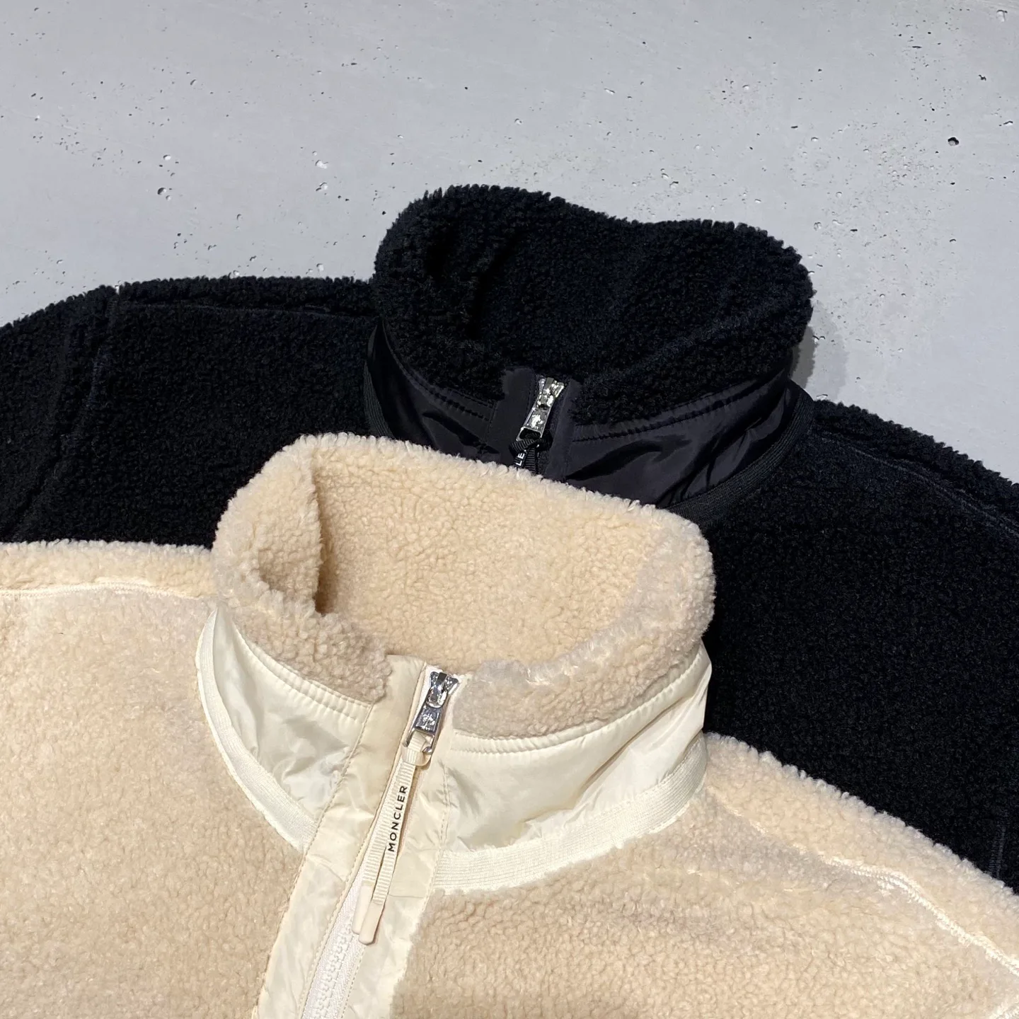 Куртки И Пуховики Мужские Moncler 1859554