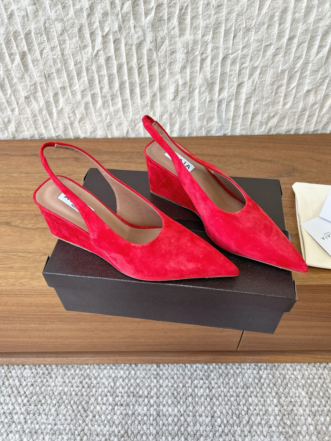 Босоножки Женские Alaia 11574916