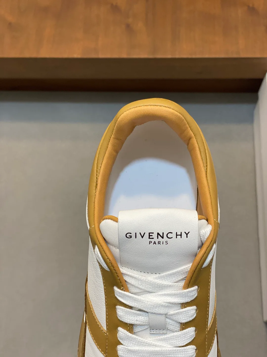 Кроссовки Женские Givenchy 2194093