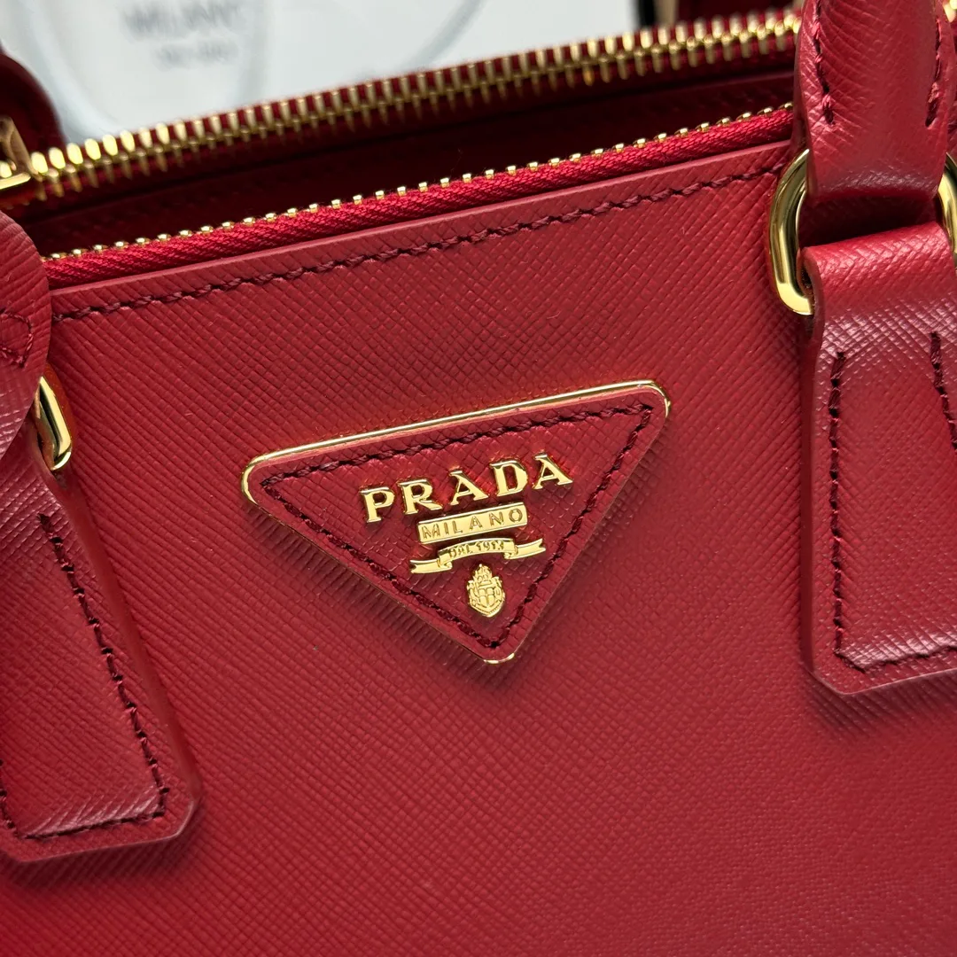 Сумки На Ремне Женские Prada 549676