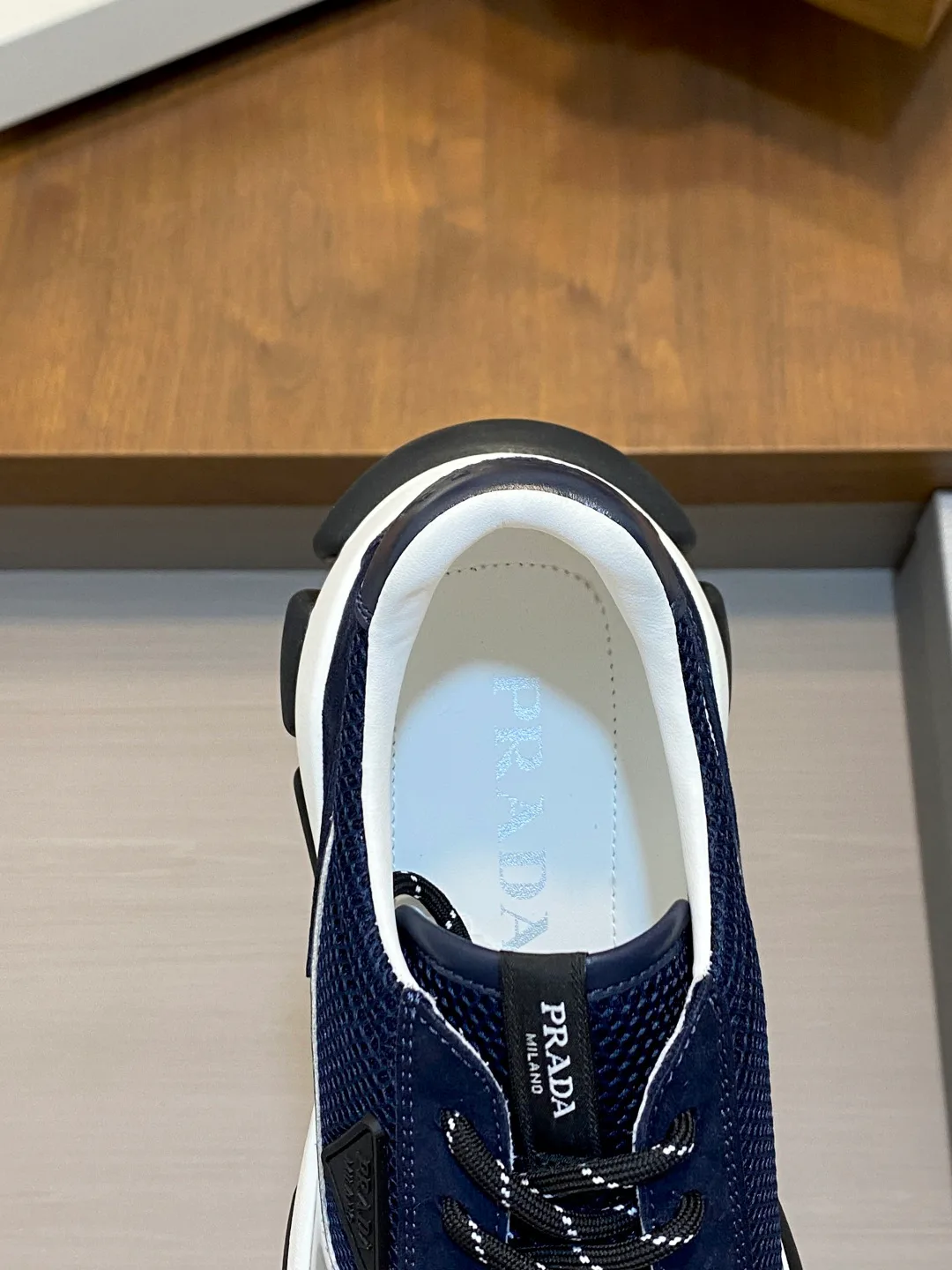 Кроссовки Мужские Prada 18055222