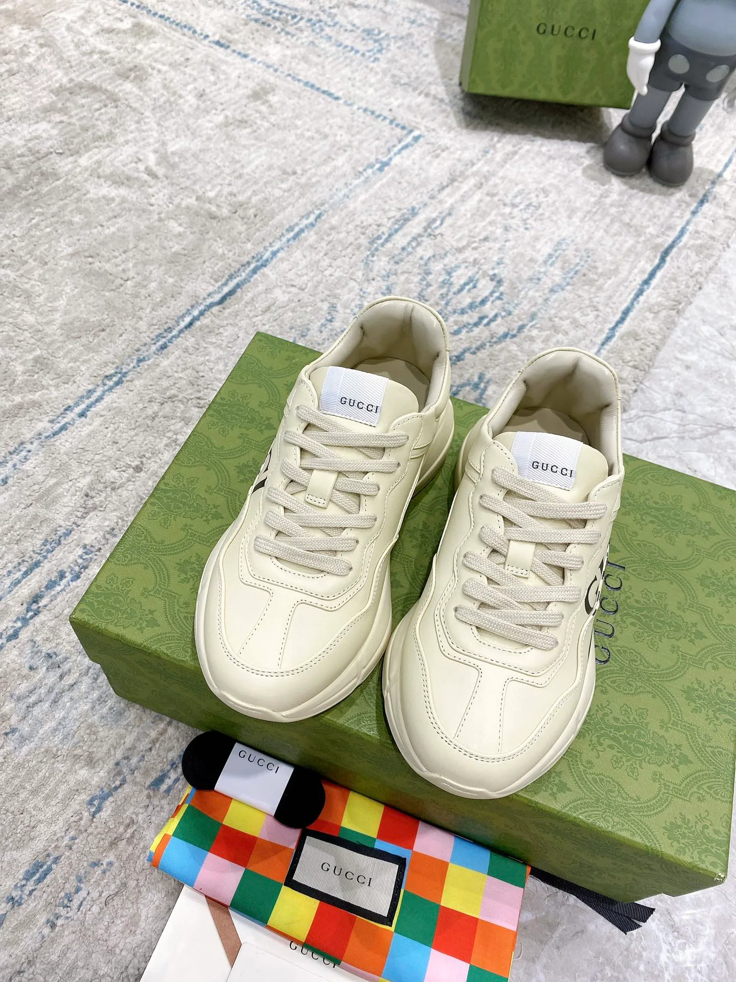 Кроссовки Женские Gucci 375834