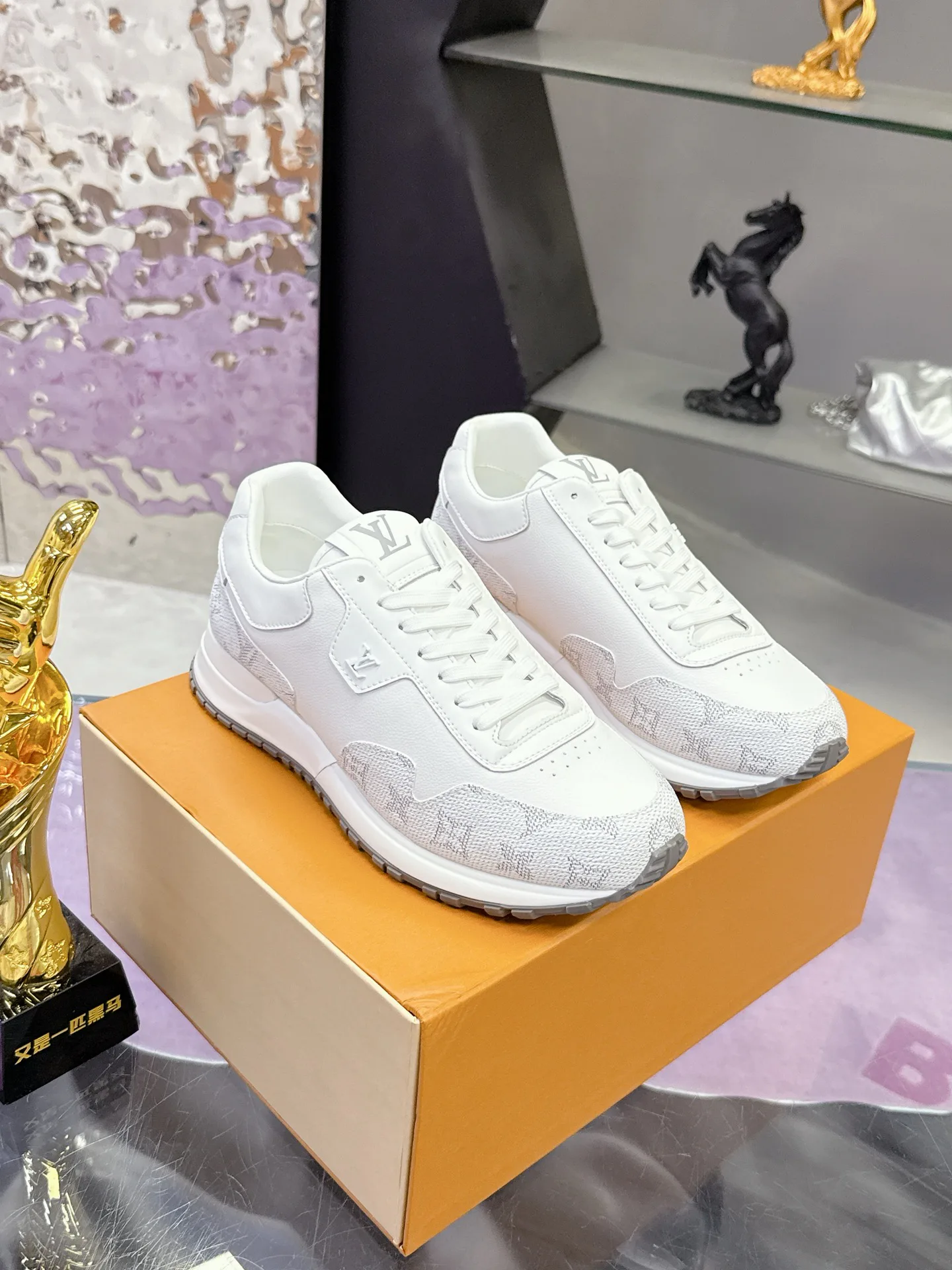 Кроссовки Мужские Louis Vuitton 421965