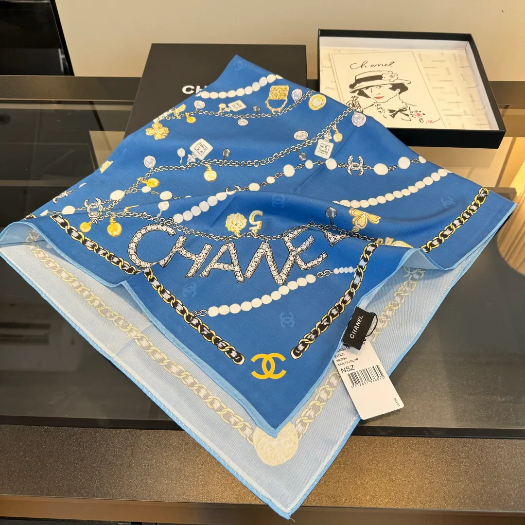 Платки Chanel 10978321