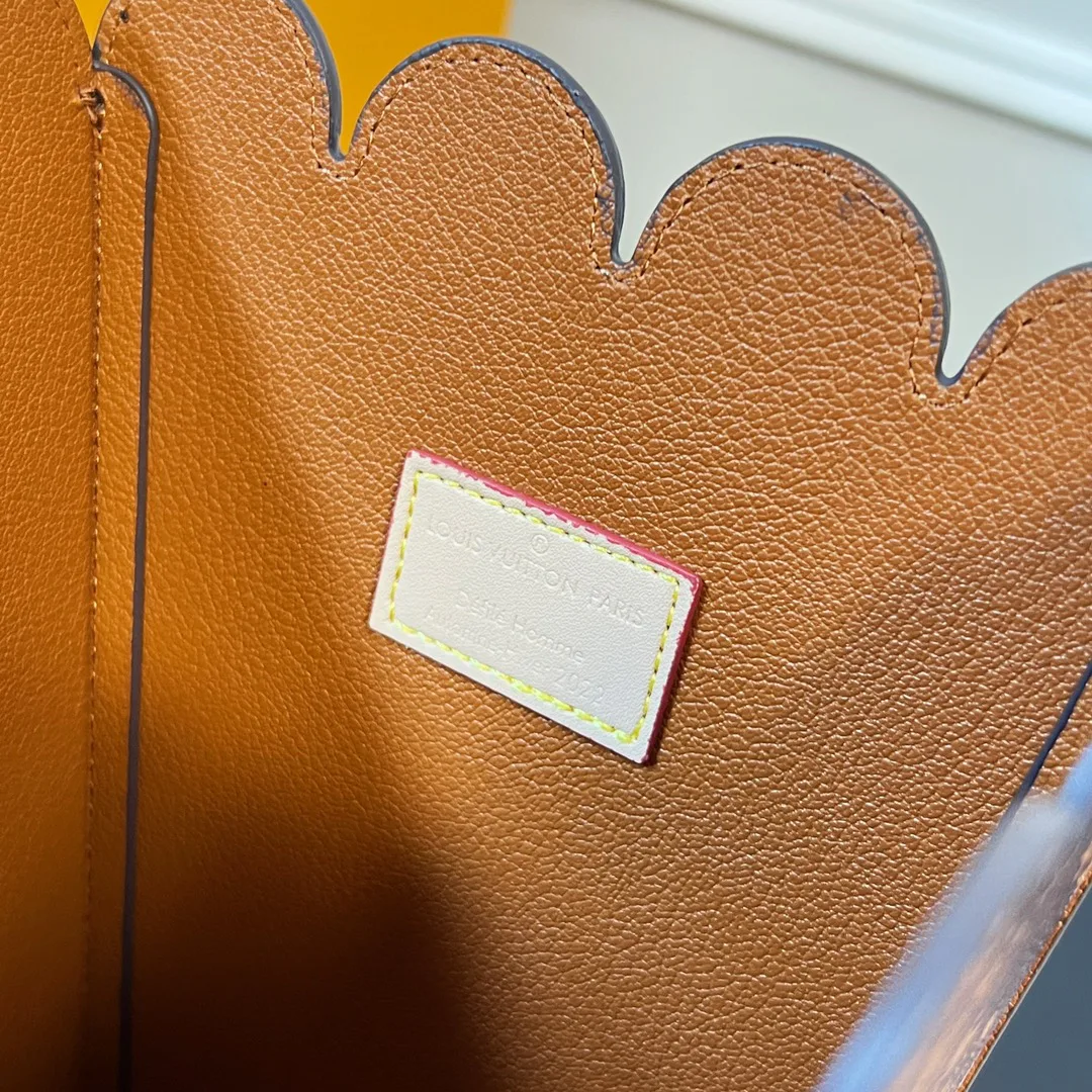 Посуда Louis Vuitton 233200