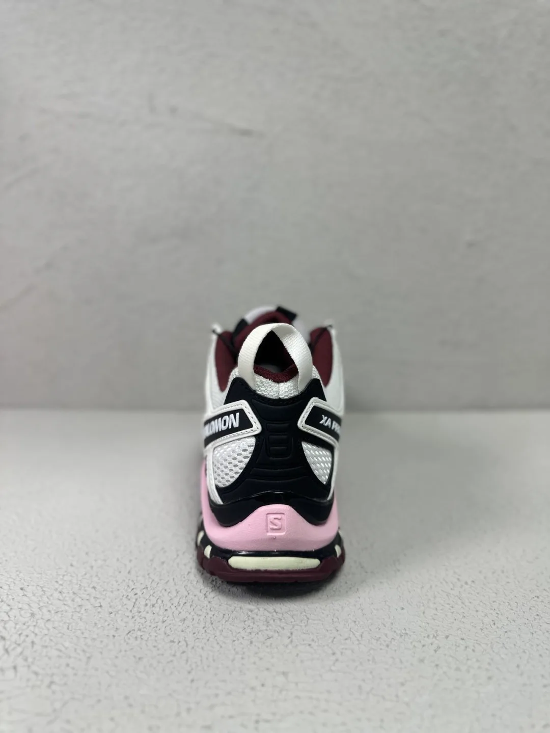 Кроссовки Женские Salomon 17962204