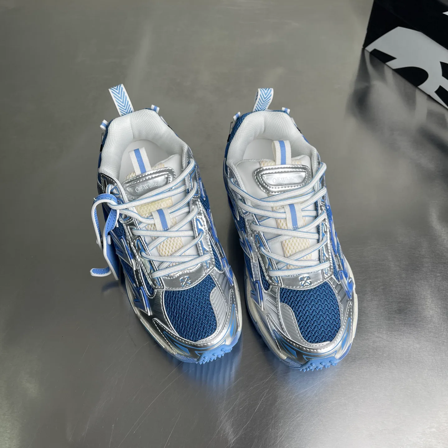 Кроссовки Женские Off-White 5058327