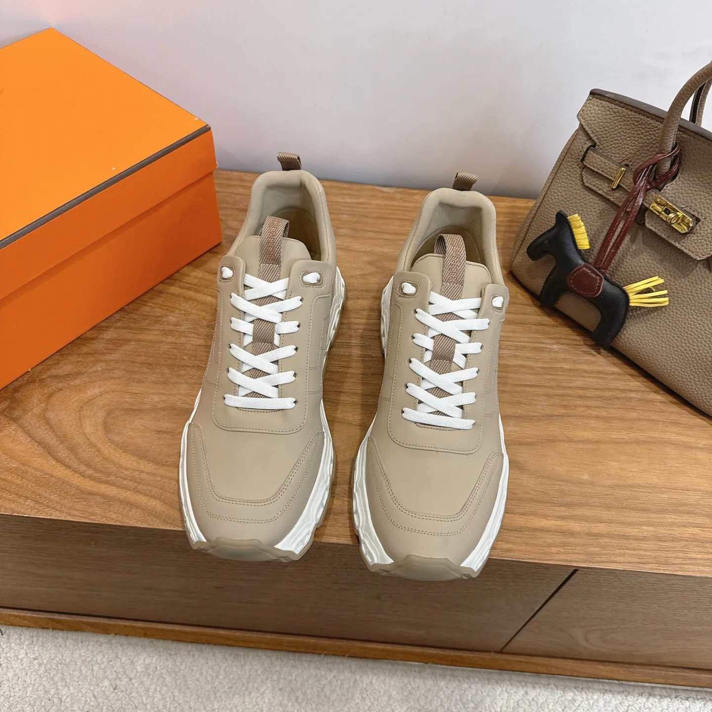 Кроссовки Женские Hermes 10031797