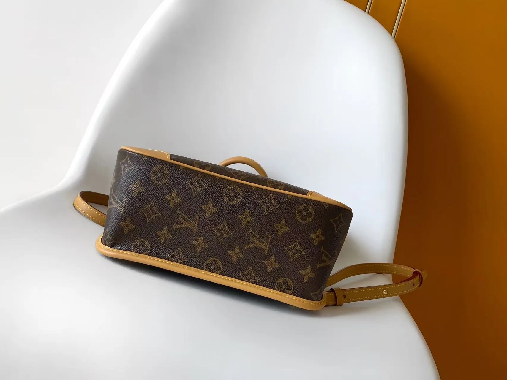 Рюкзаки Женские Louis Vuitton 17949201