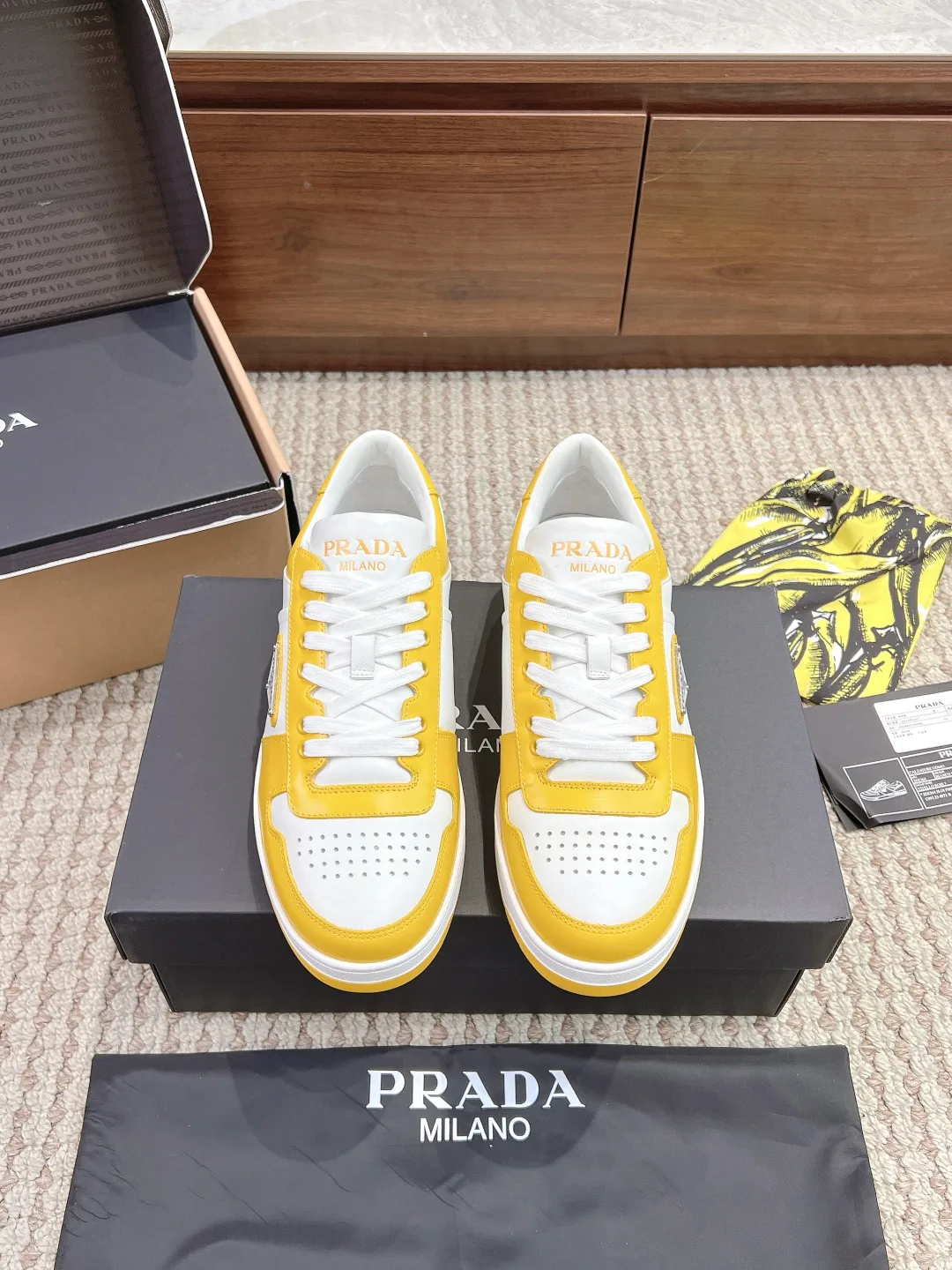 Кроссовки Мужские Prada 31932