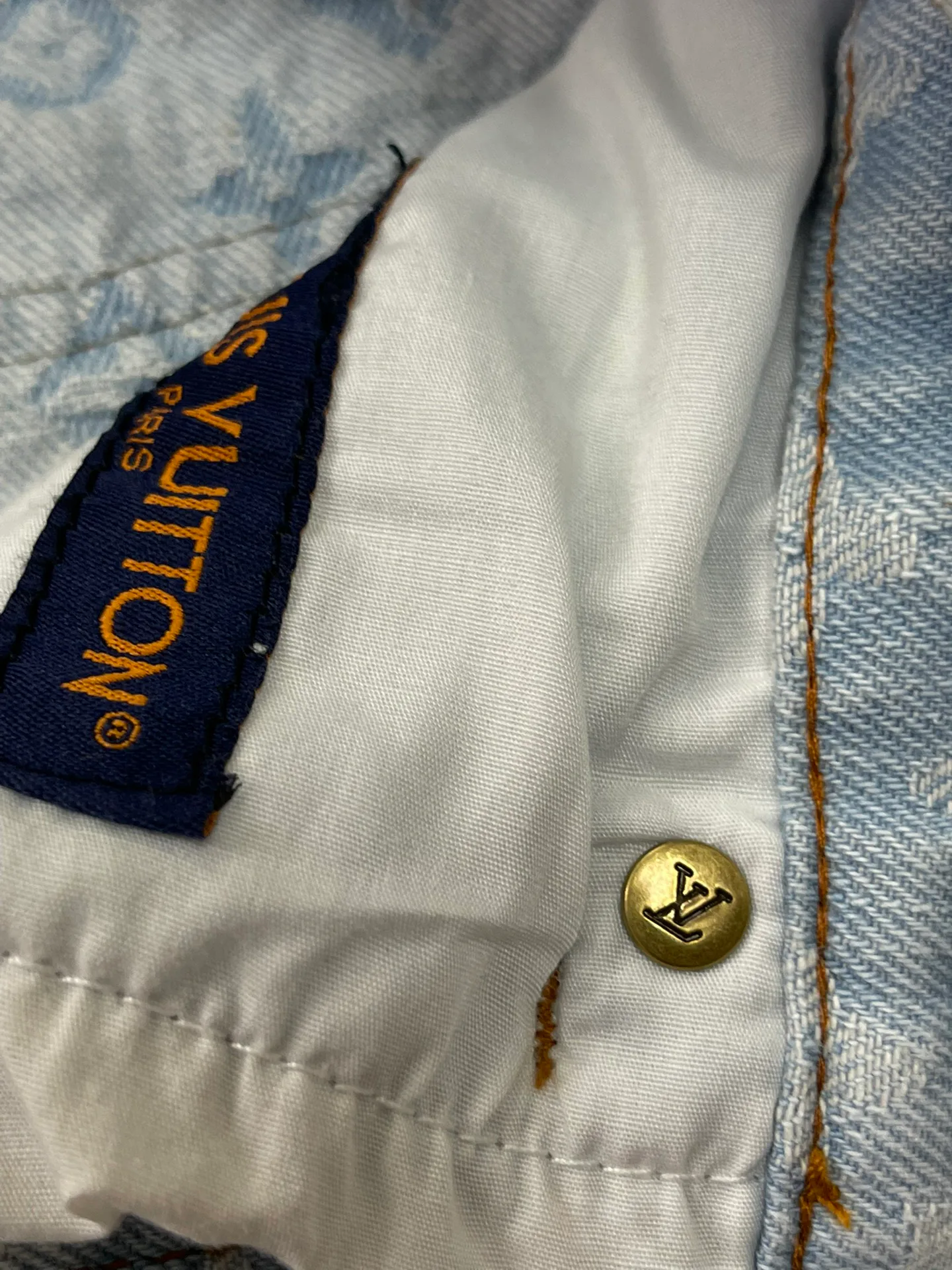 Джинсы Женские Louis Vuitton 17954534
