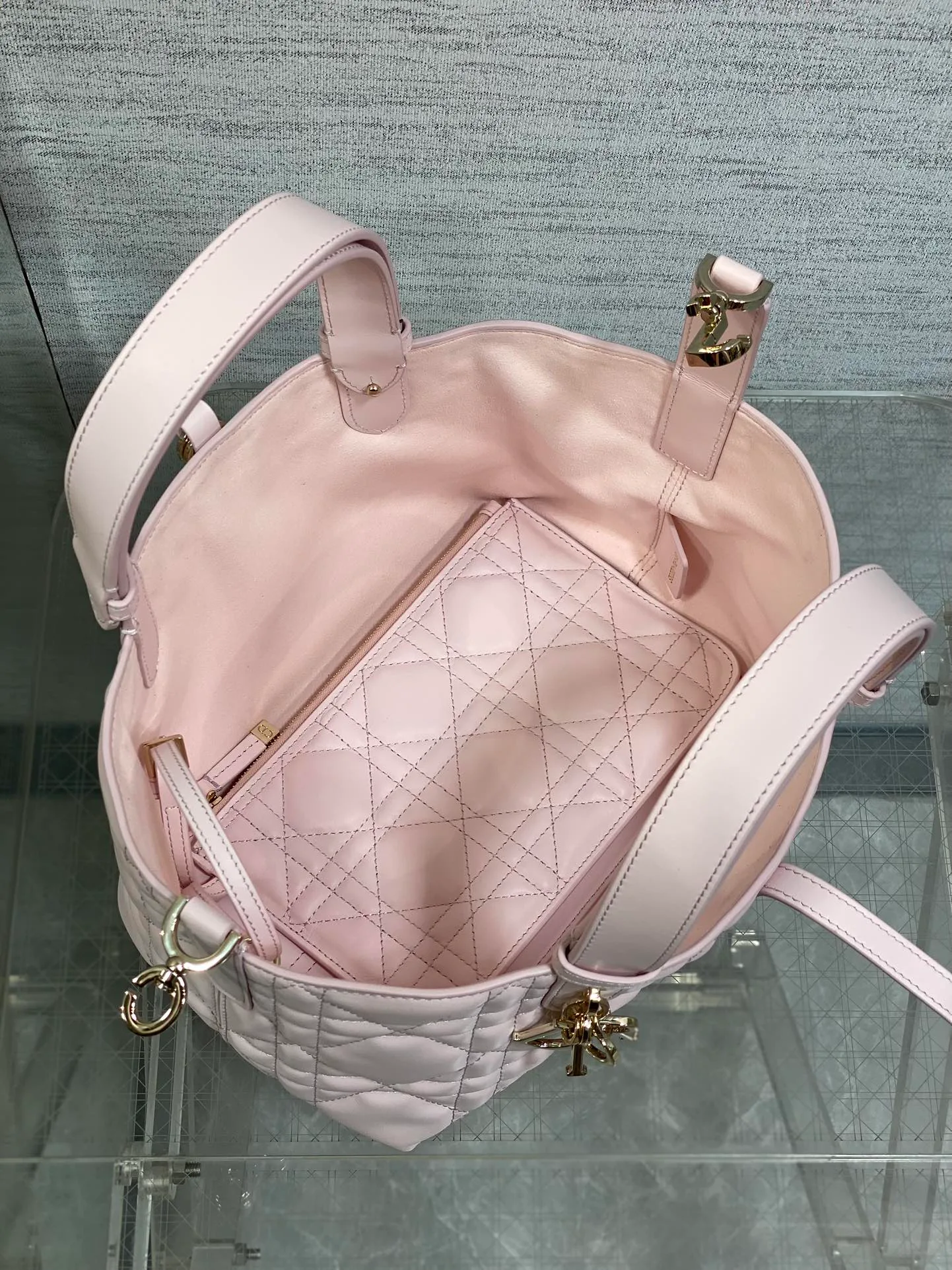 Классические Сумки Женские Christian Dior 11562687
