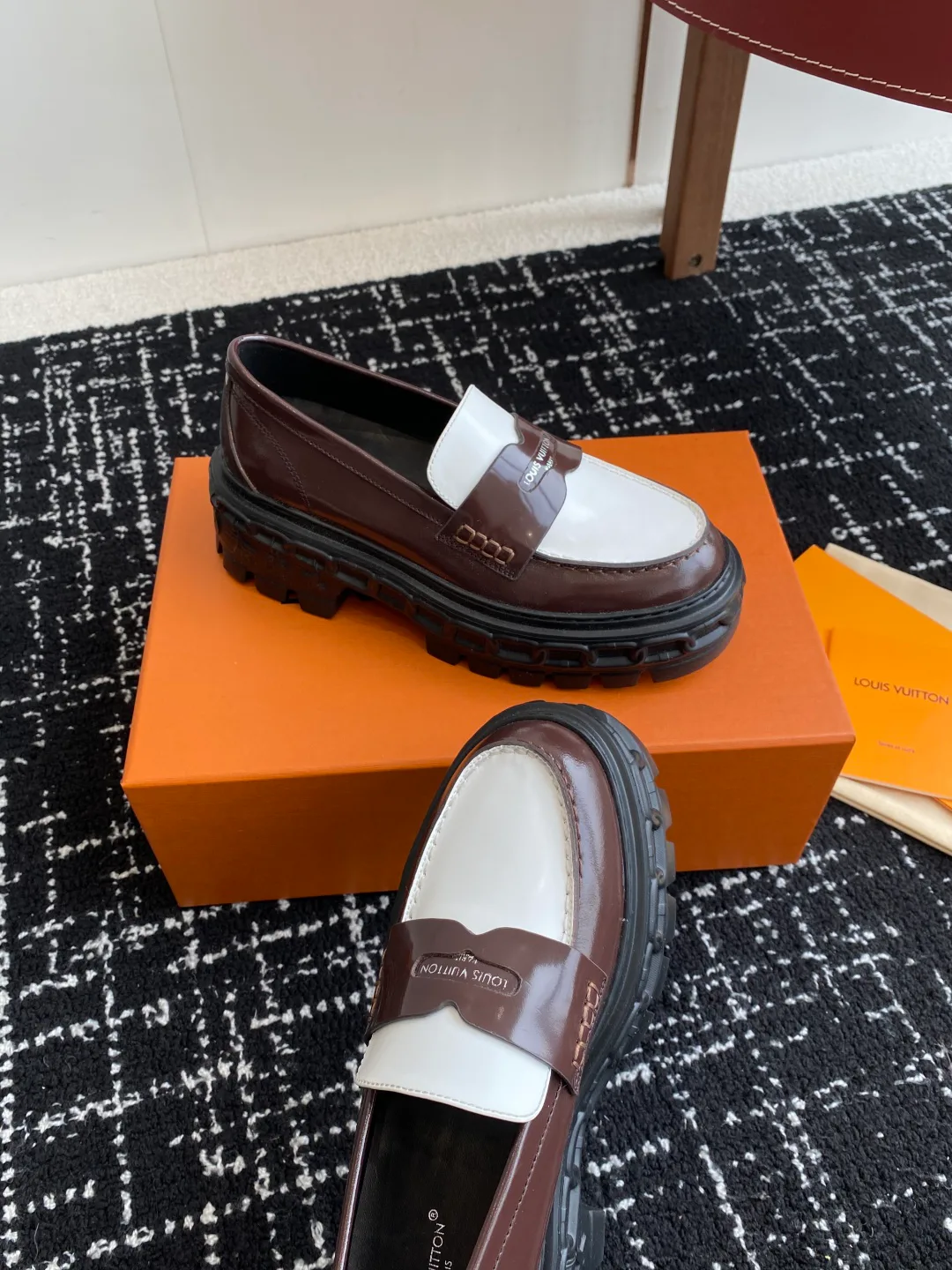 Лоферы Женские Louis Vuitton 33398