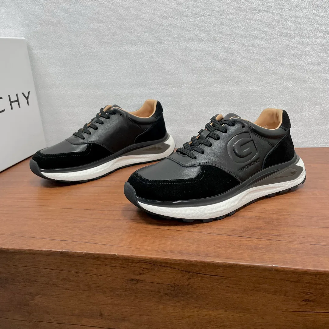 Кроссовки Мужские Givenchy 12788755