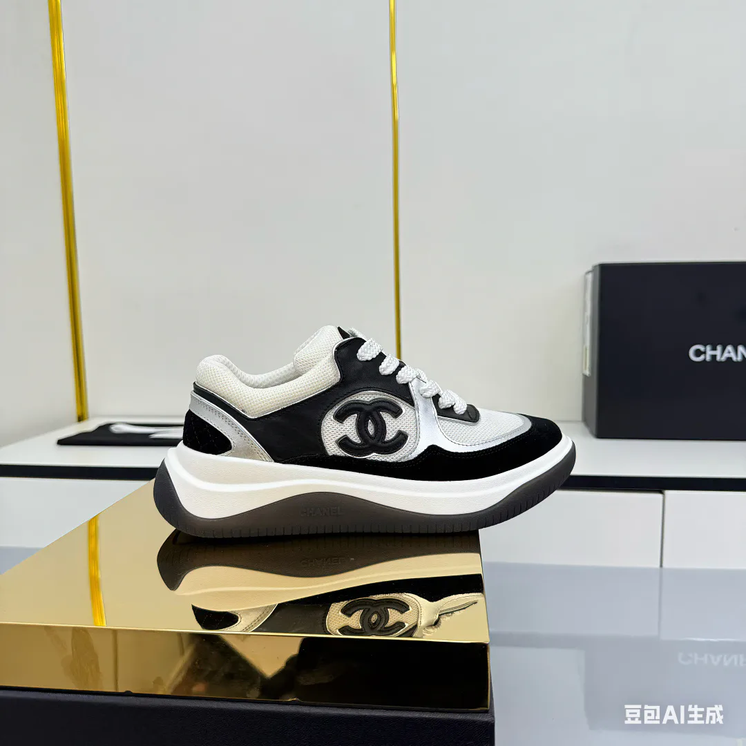 Кроссовки Женские Chanel 4502745