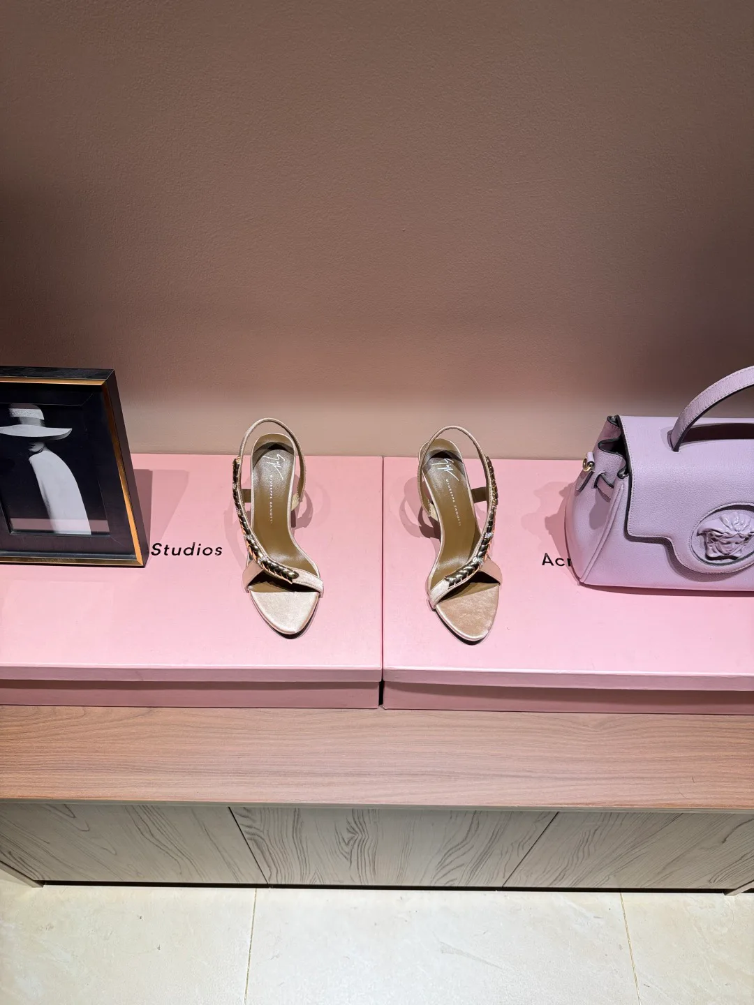 Босоножки Женские Giuseppe Zanotti 11268846