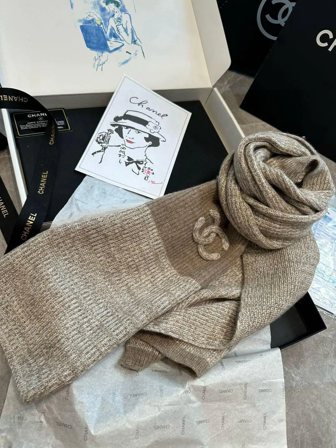Шарфы Chanel 17940711