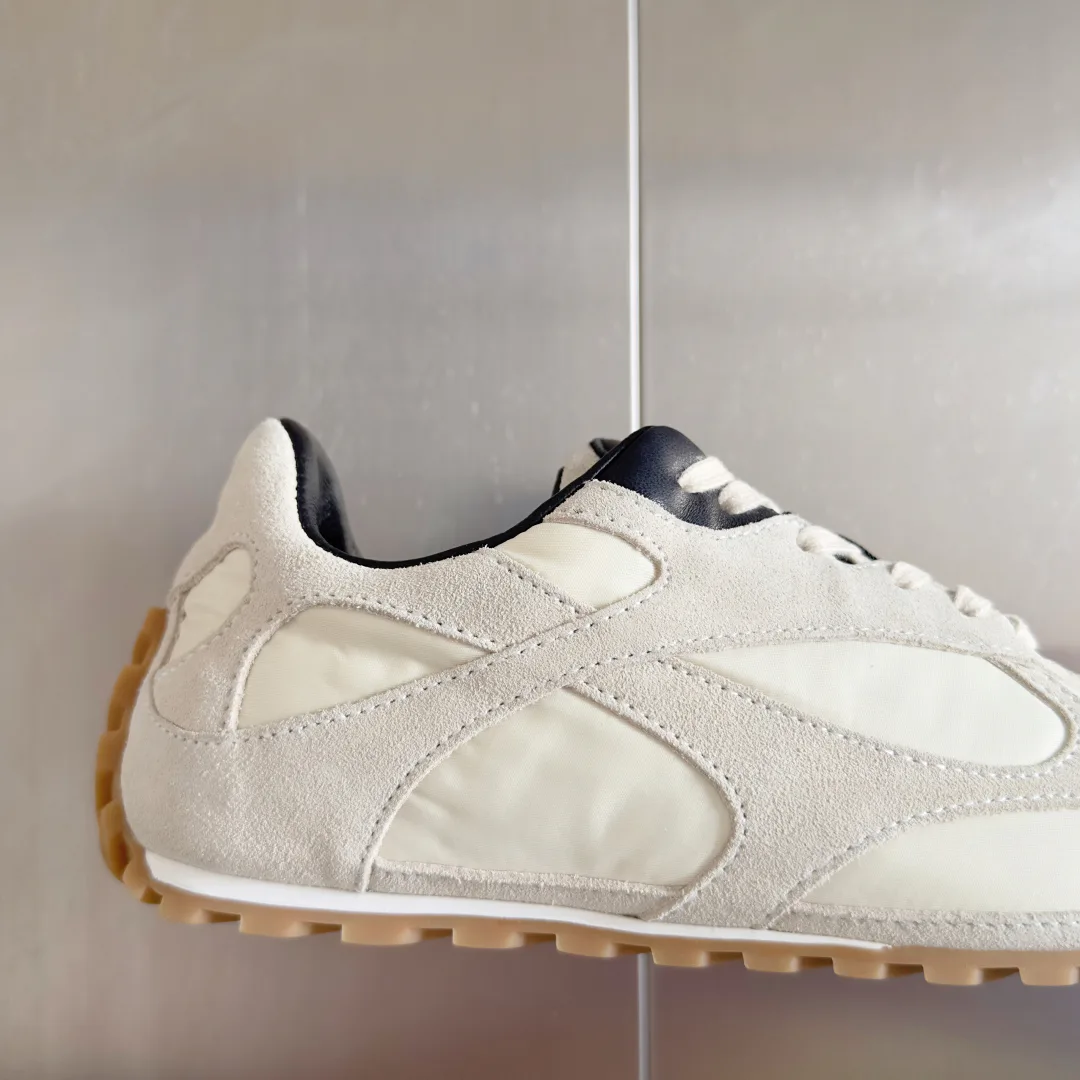 Кроссовки Женские Bottega Veneta 137457