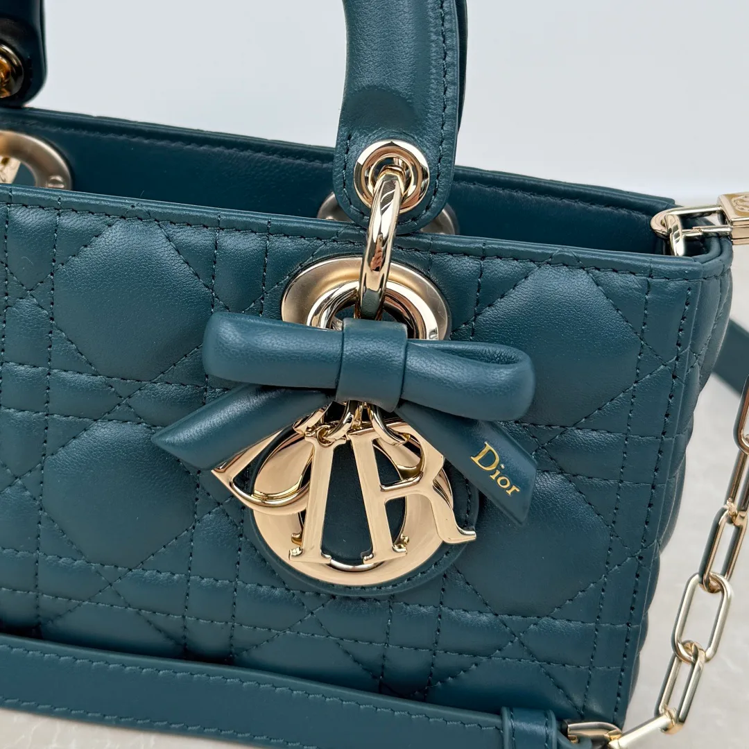 Классические Сумки Женские Christian Dior 18242048