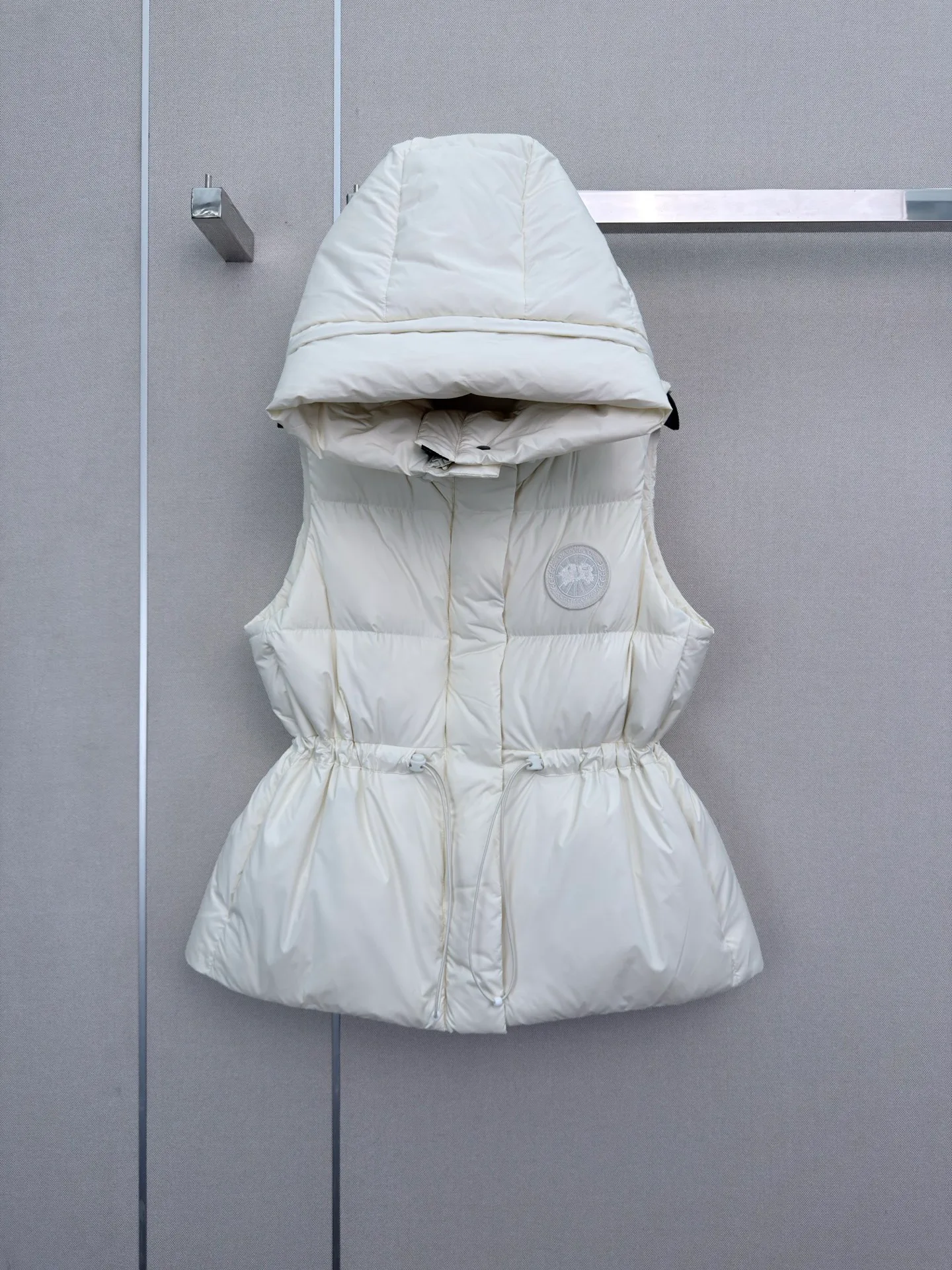 Куртки И Пуховики Женские Canada Goose 18108490