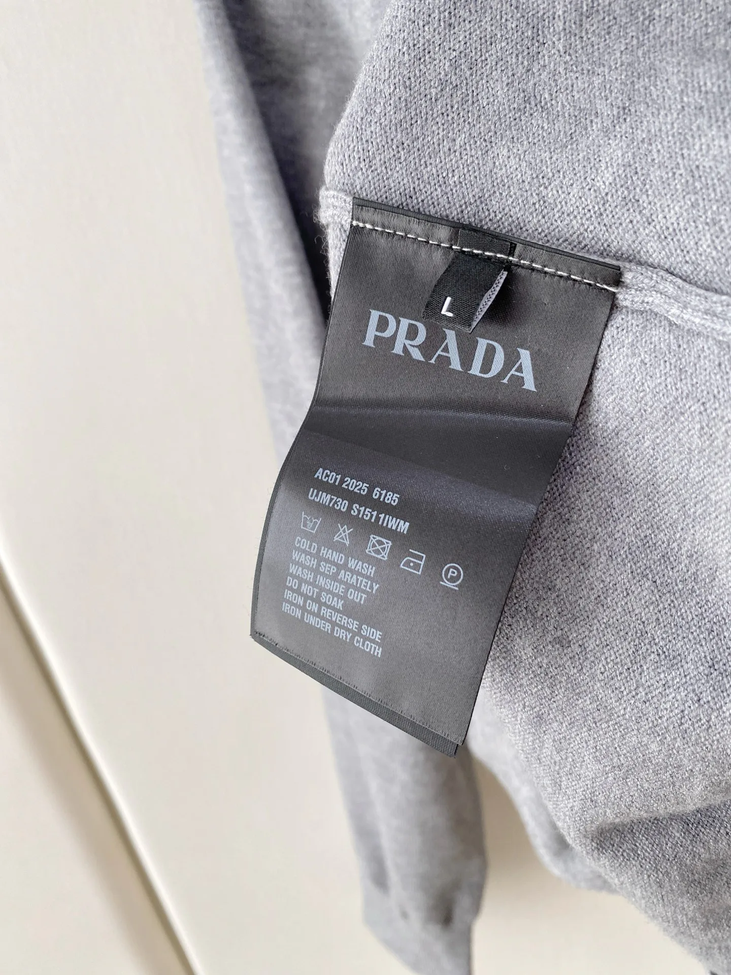 Джемперы И Свитеры Мужские Prada 18596371