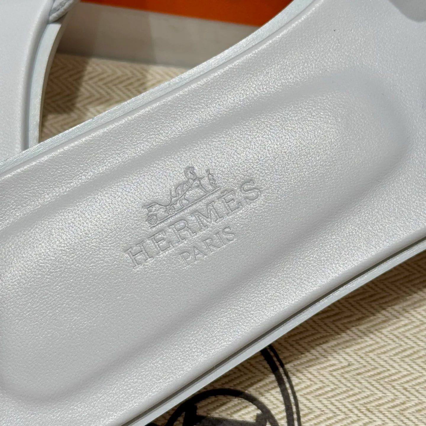 Шлепанцы Женские Hermes 17380029