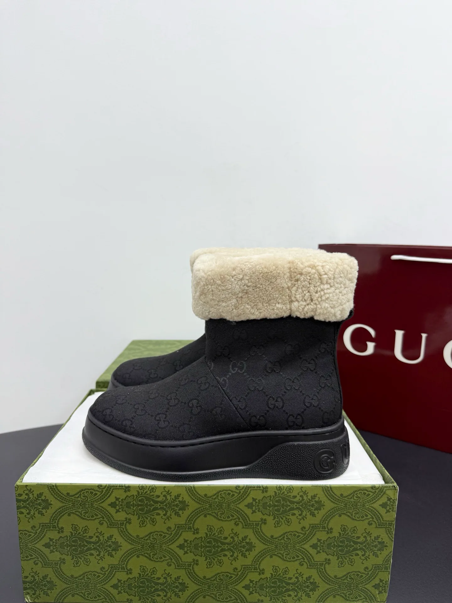 Угги Женские Gucci 582123