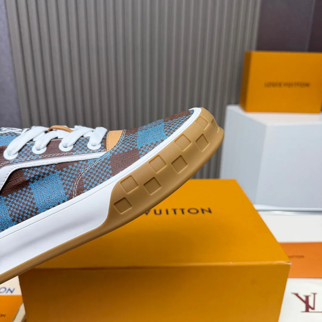 Кроссовки Мужские Louis Vuitton 18265157