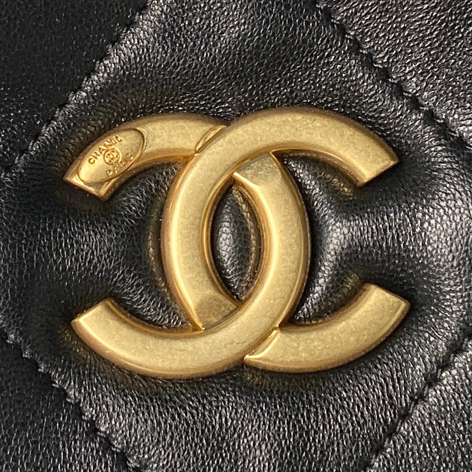 Классические Сумки Женские Chanel 18207777