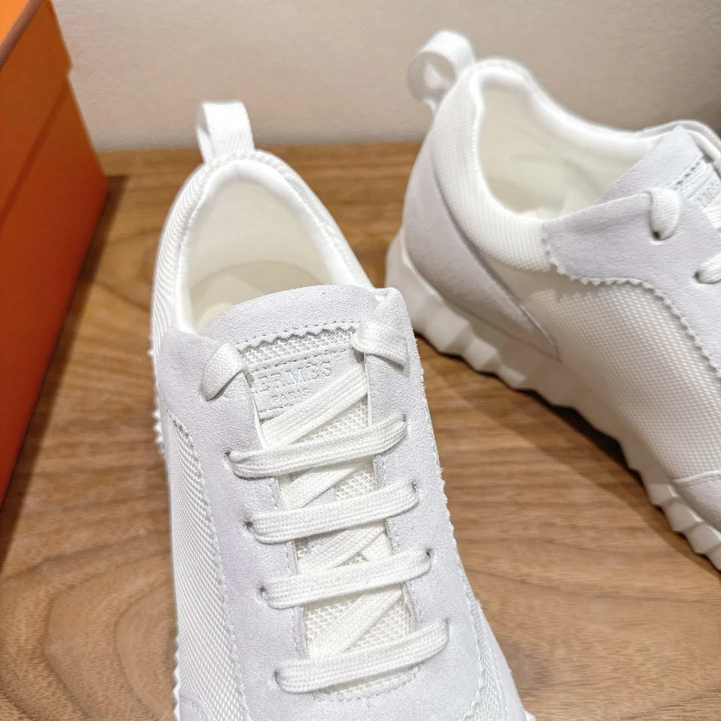 Кроссовки Женские Hermes 9914944
