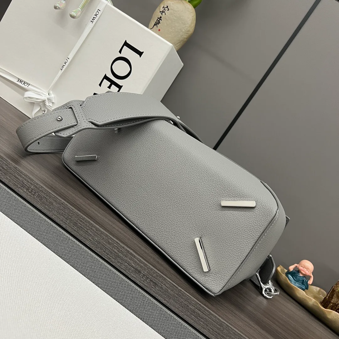 Классические Сумки Женские Loewe 1299617