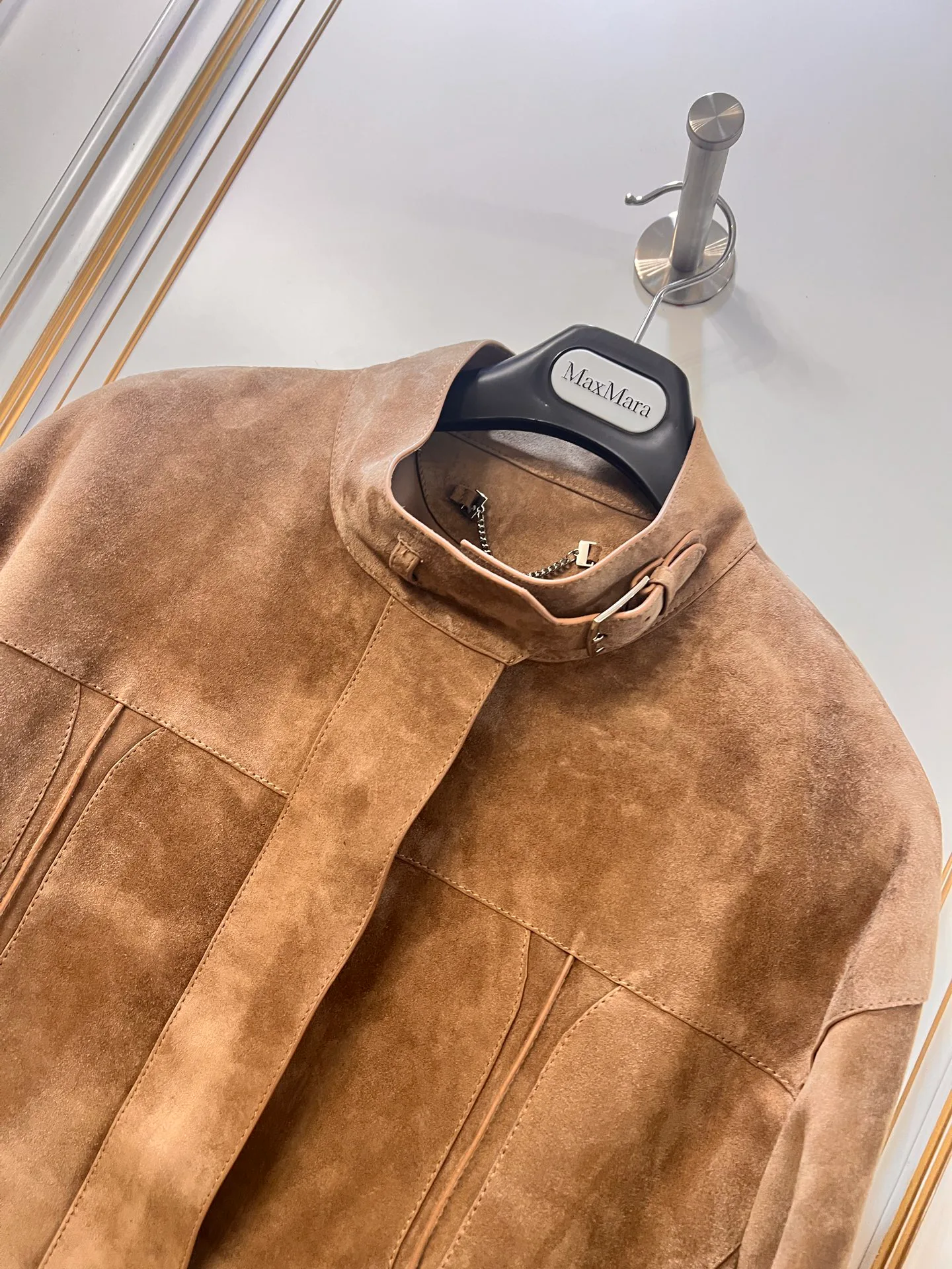 Кожаные Куртки И Дублёнки Женские Loewe 11413783