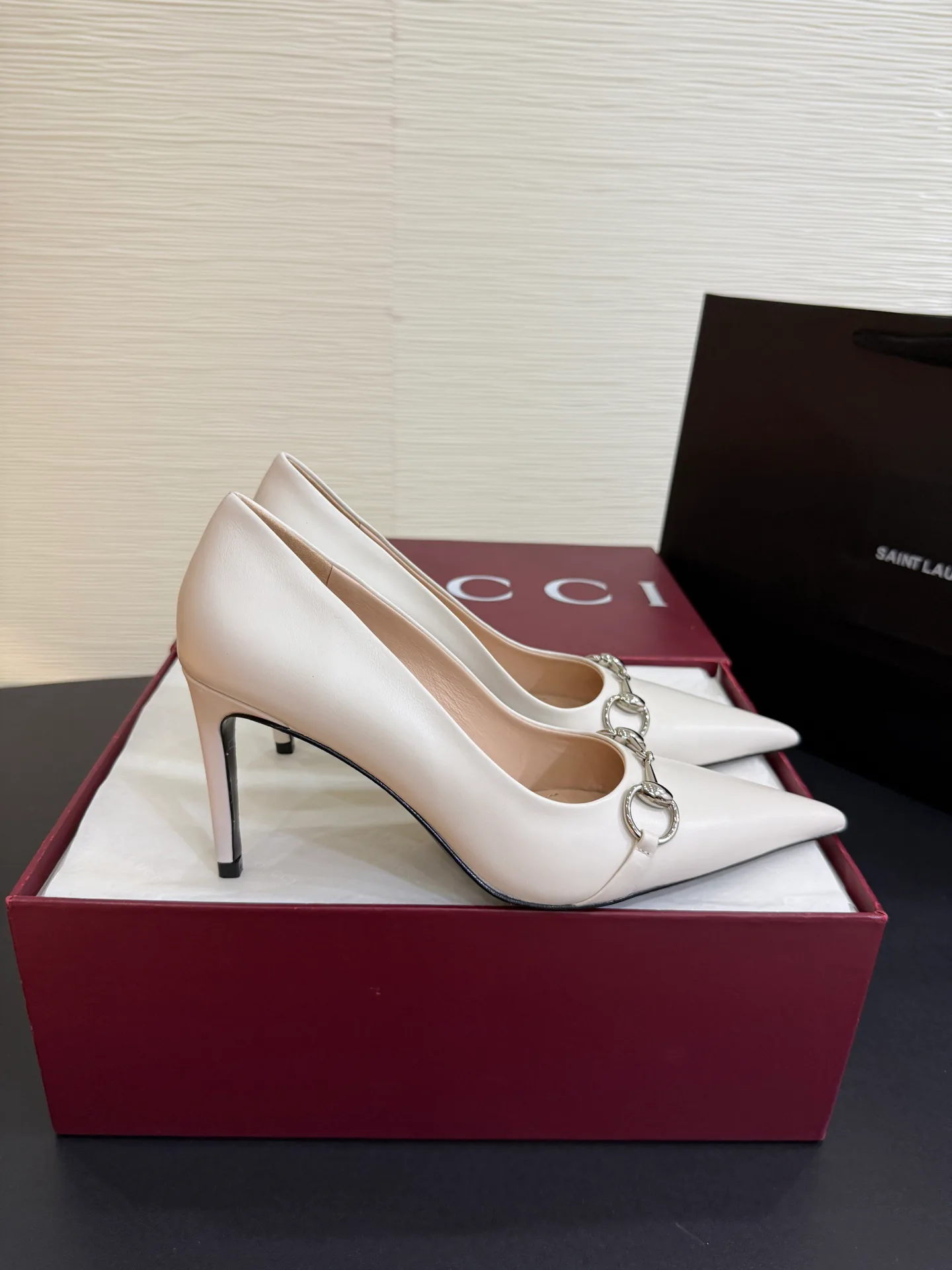 Туфли Женские Gucci 18444616