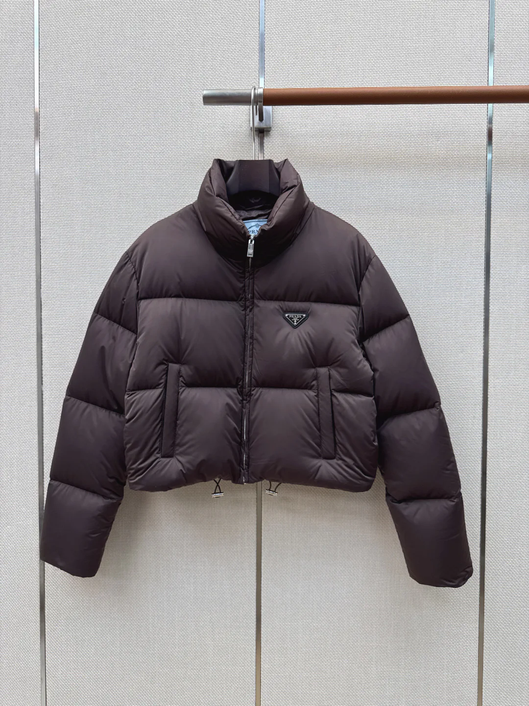 Куртки И Пуховики Женские Prada 18328141
