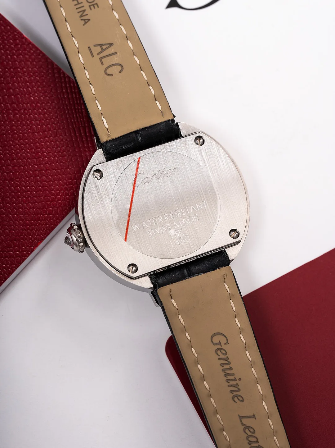 Часы Женские Cartier 18504504