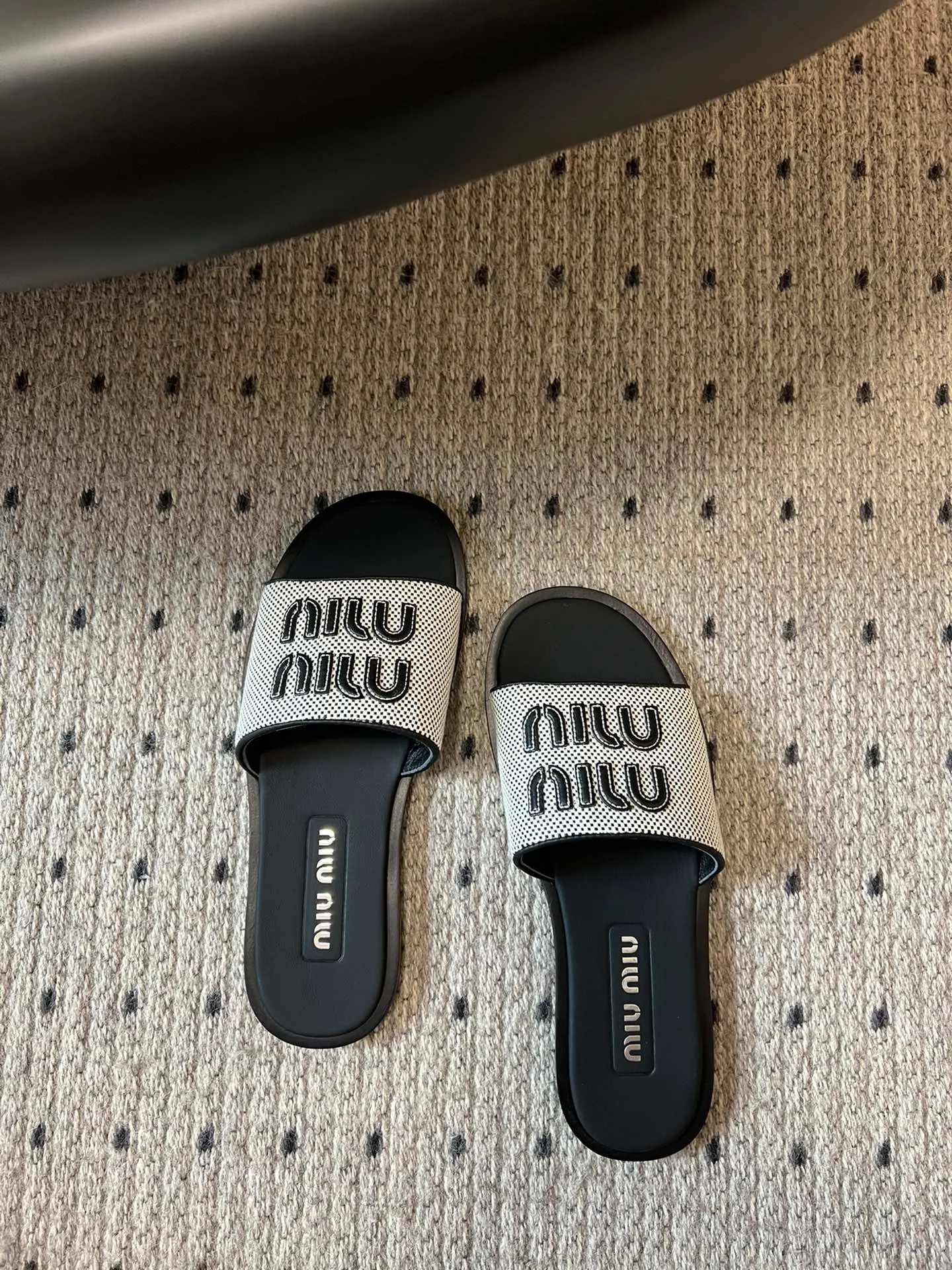 Шлепанцы Женские Miu Miu 13023