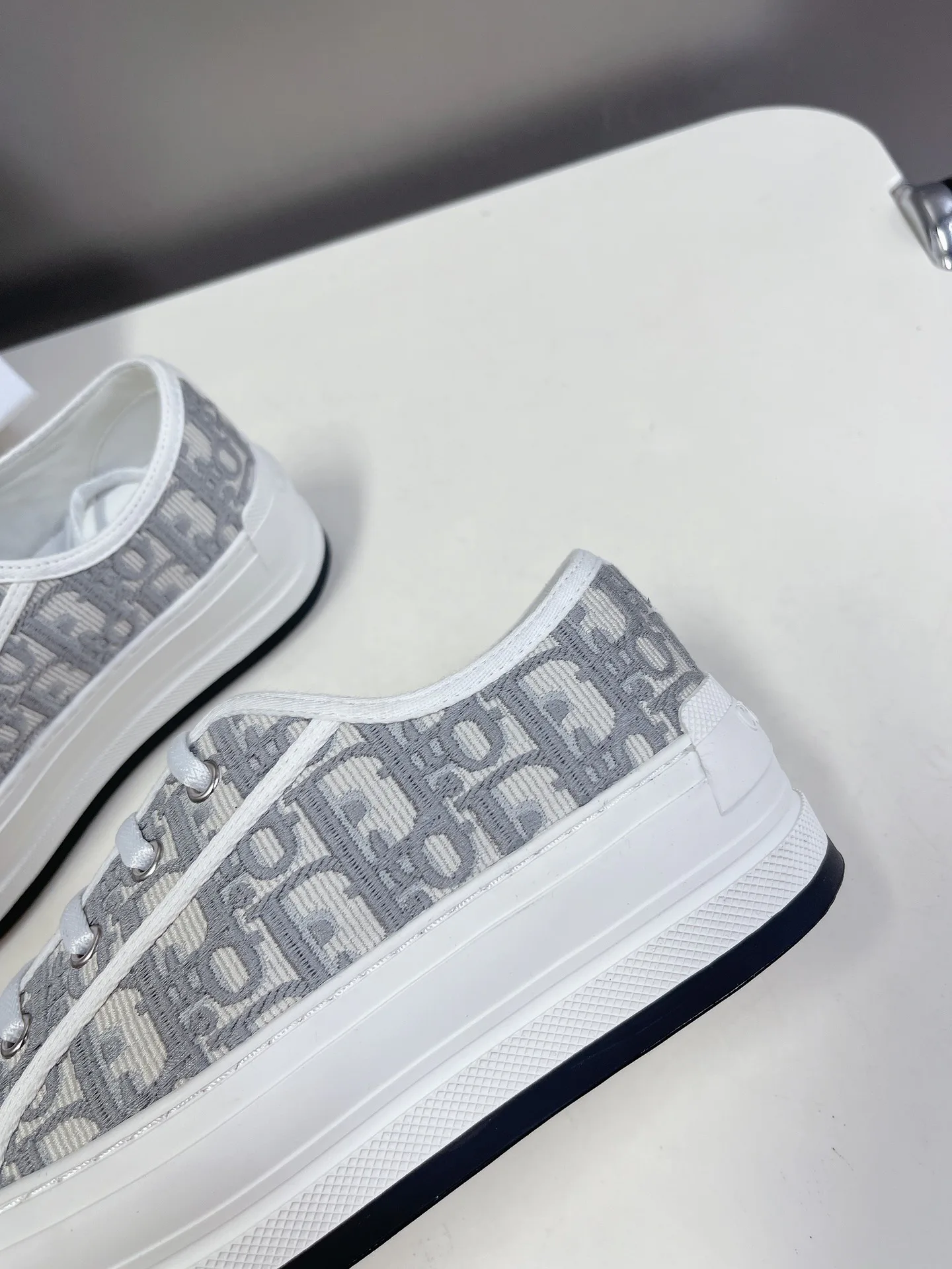Кроссовки Женские Christian Dior 18006127