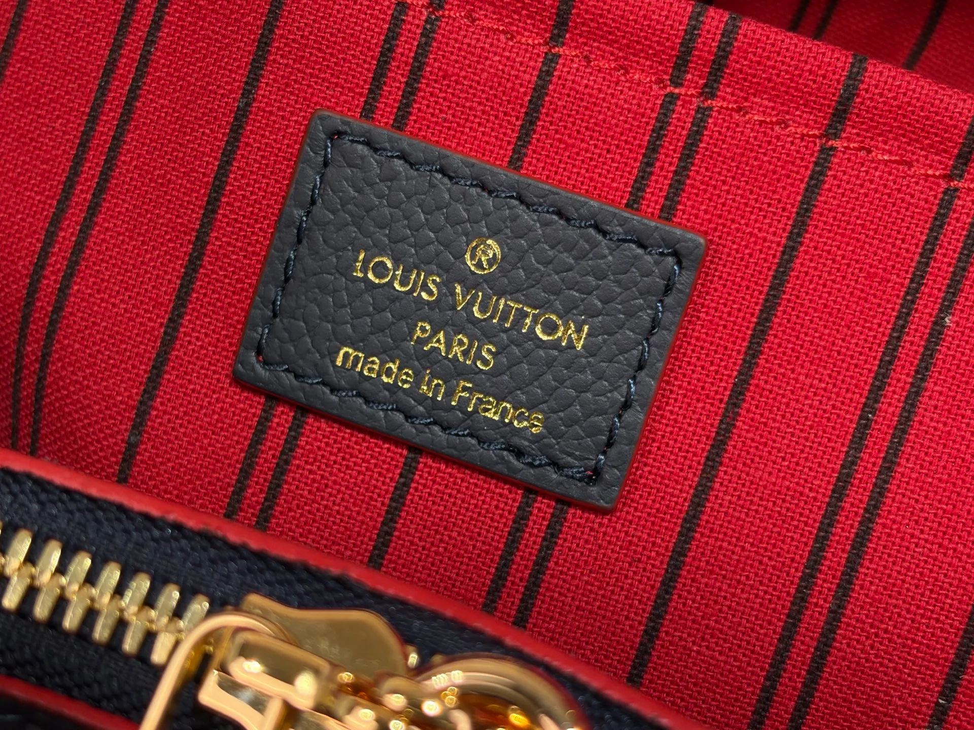 Классические Сумки Женские Louis Vuitton 18240329
