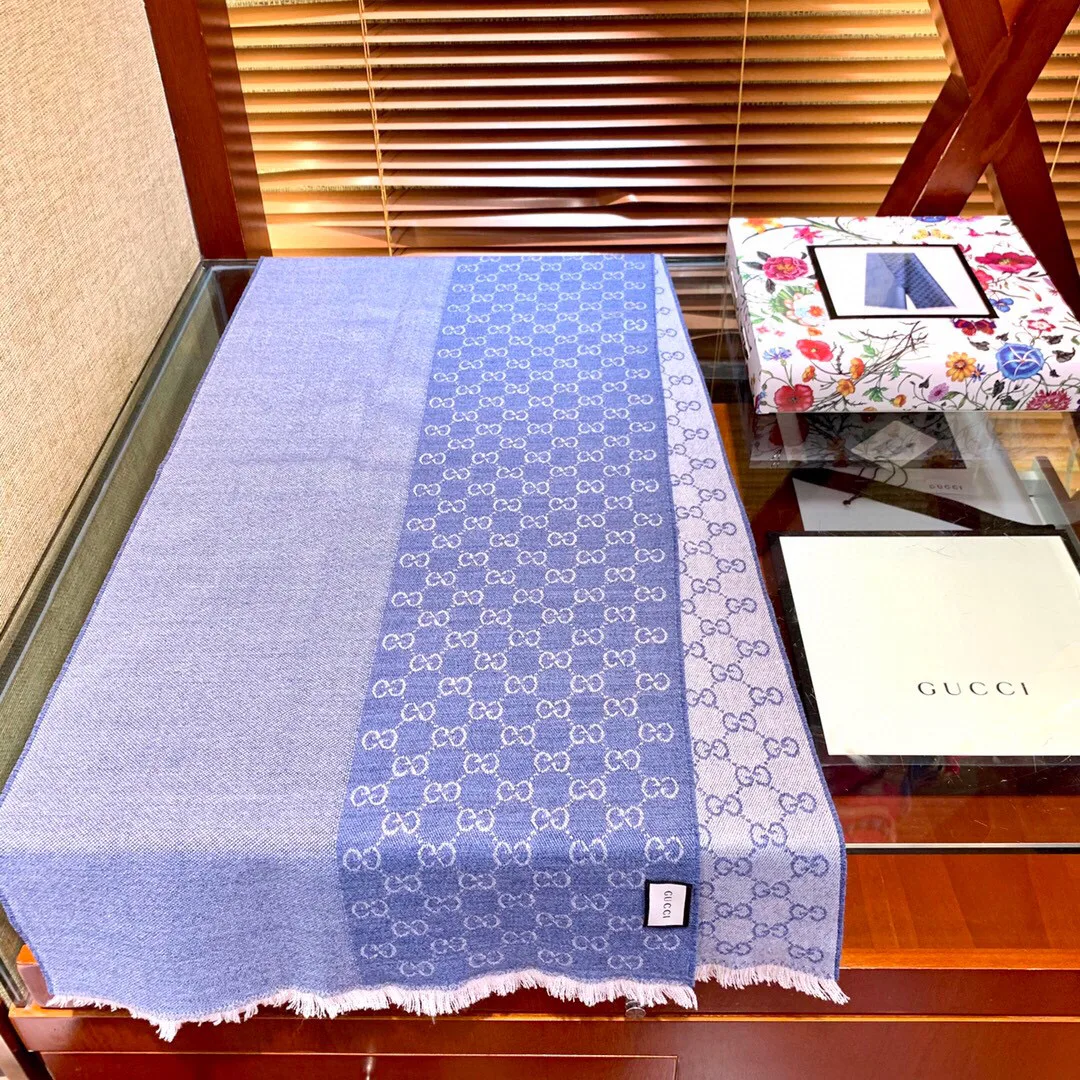 Шарфы Gucci 1732787