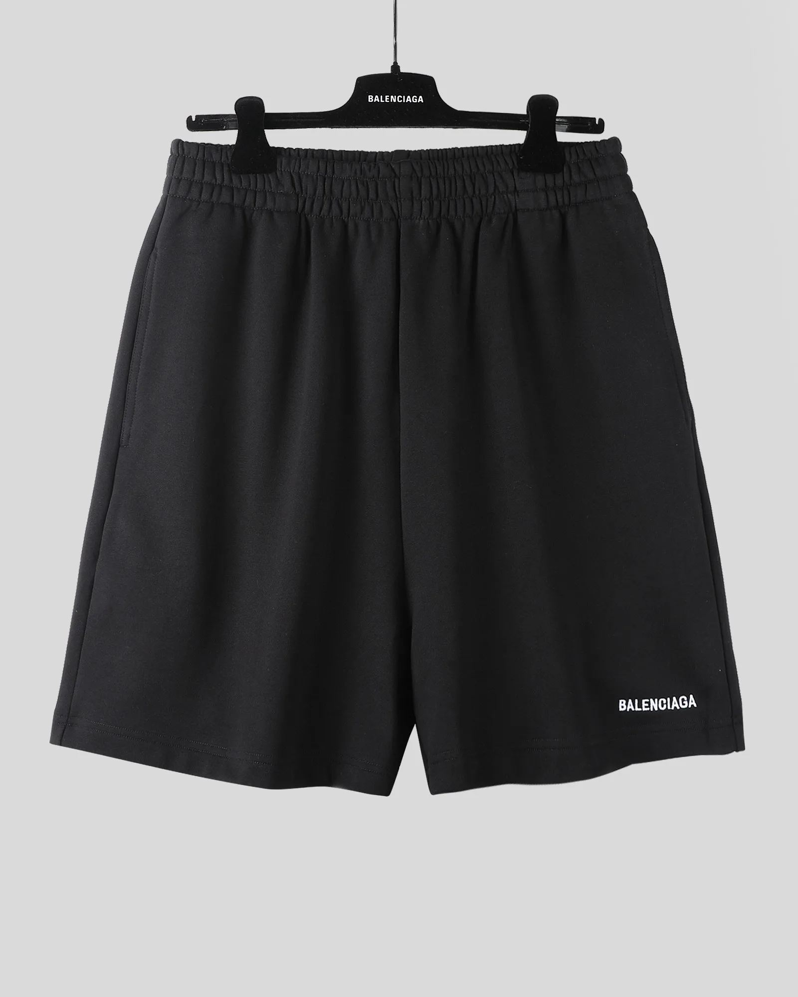Шорты Женские Balenciaga 18190733