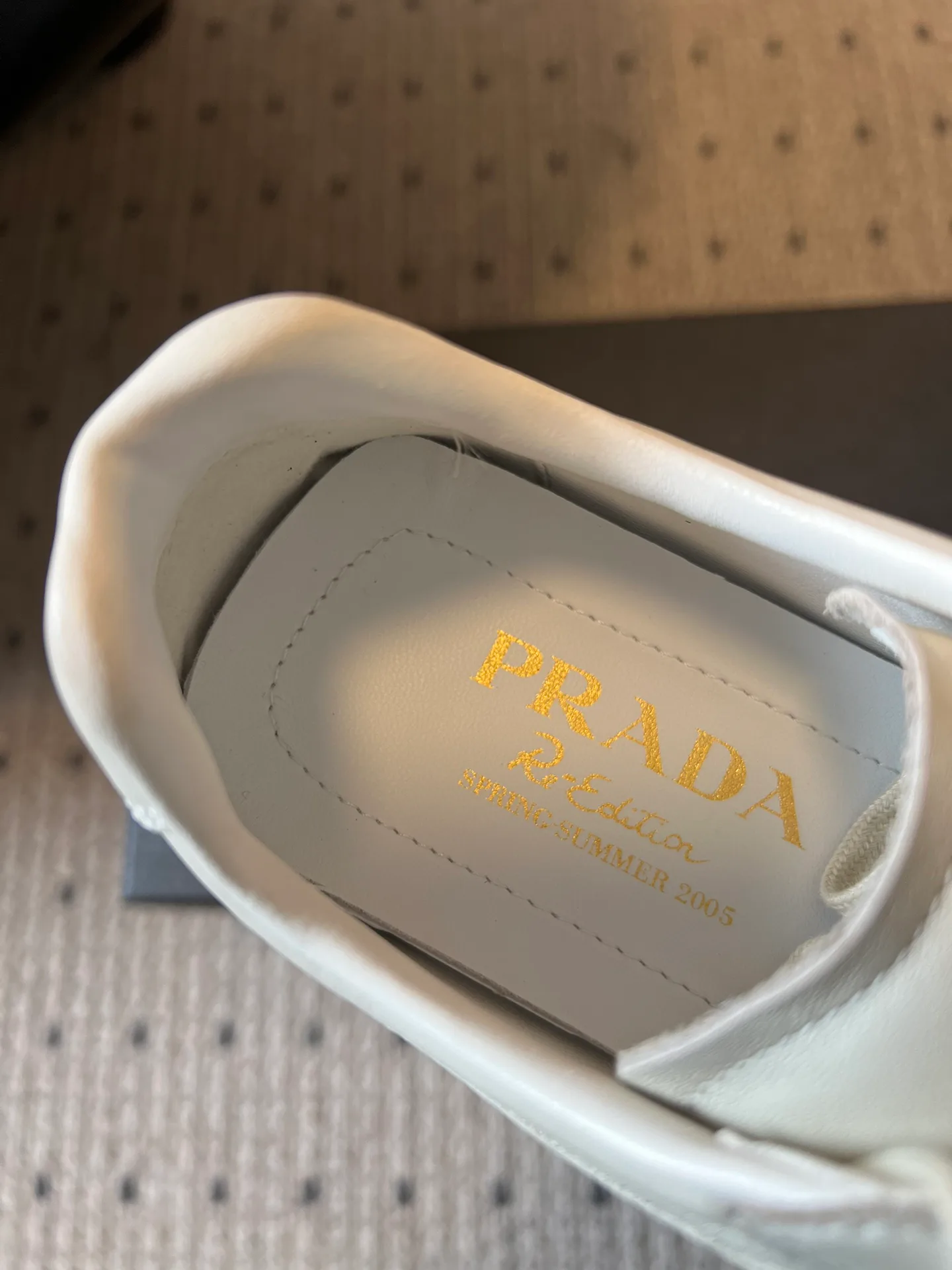 Кроссовки Женские Prada 10496703