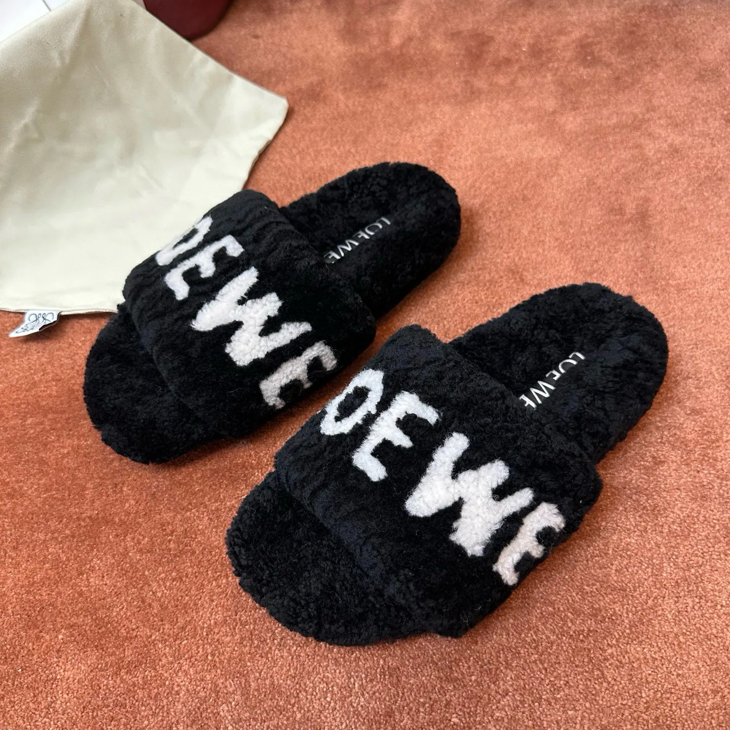 Тапочки Женские Loewe 104119