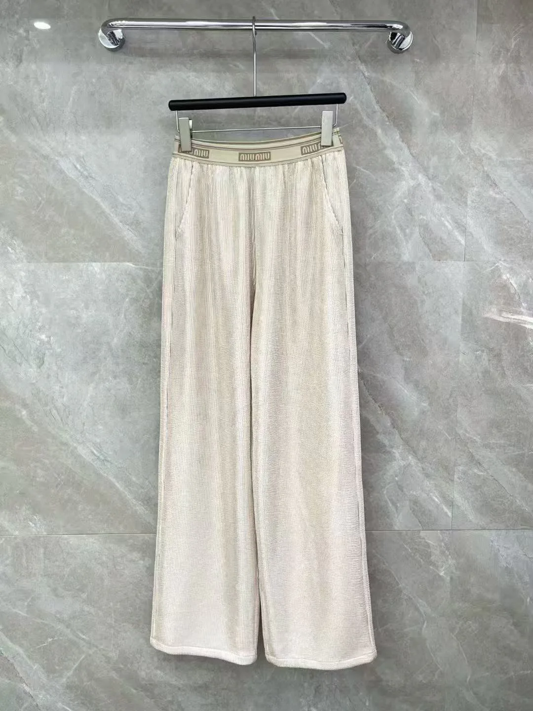 Брюки Женские Miu Miu 11268105