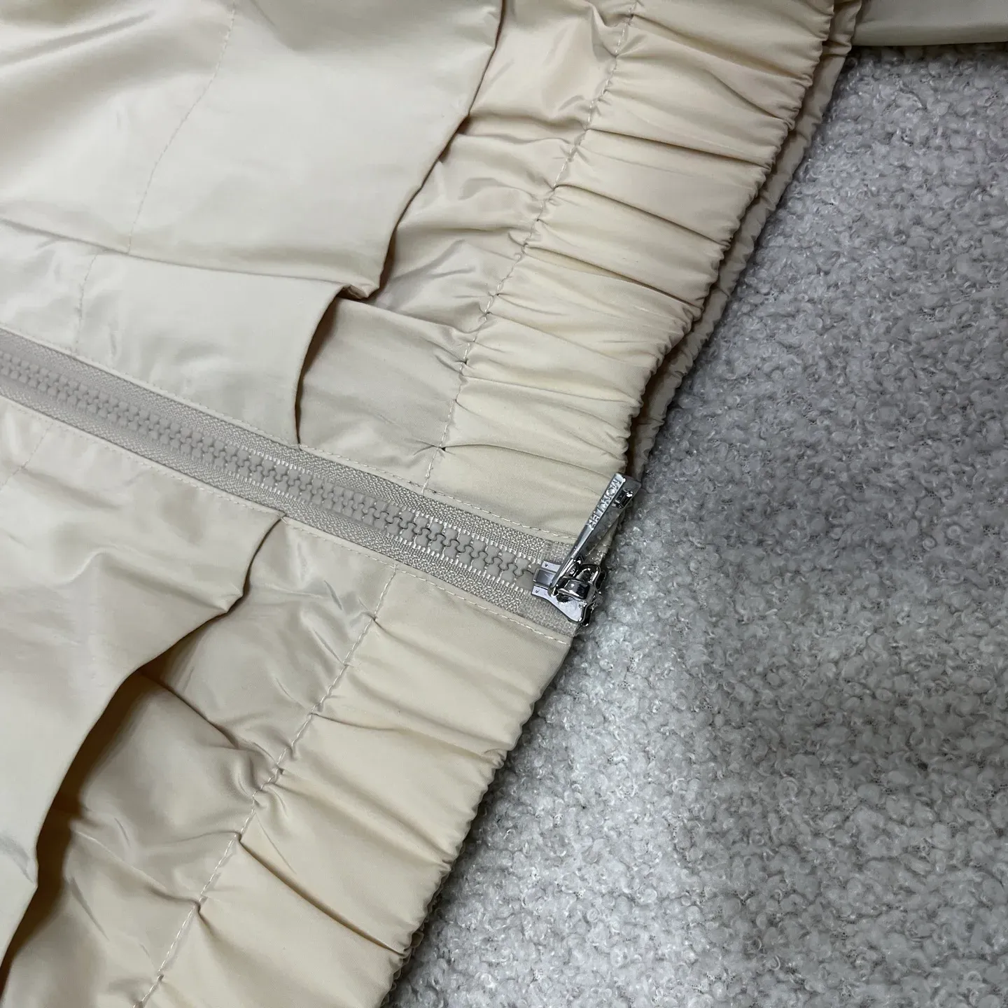 Куртки И Пуховики Женские Moncler 2988823