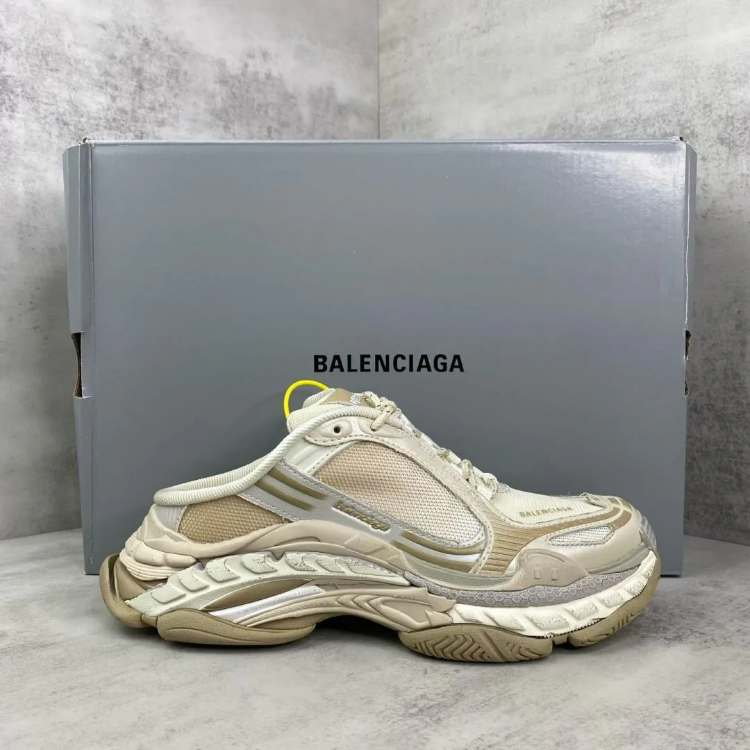 Кроссовки Женские Balenciaga 19762406