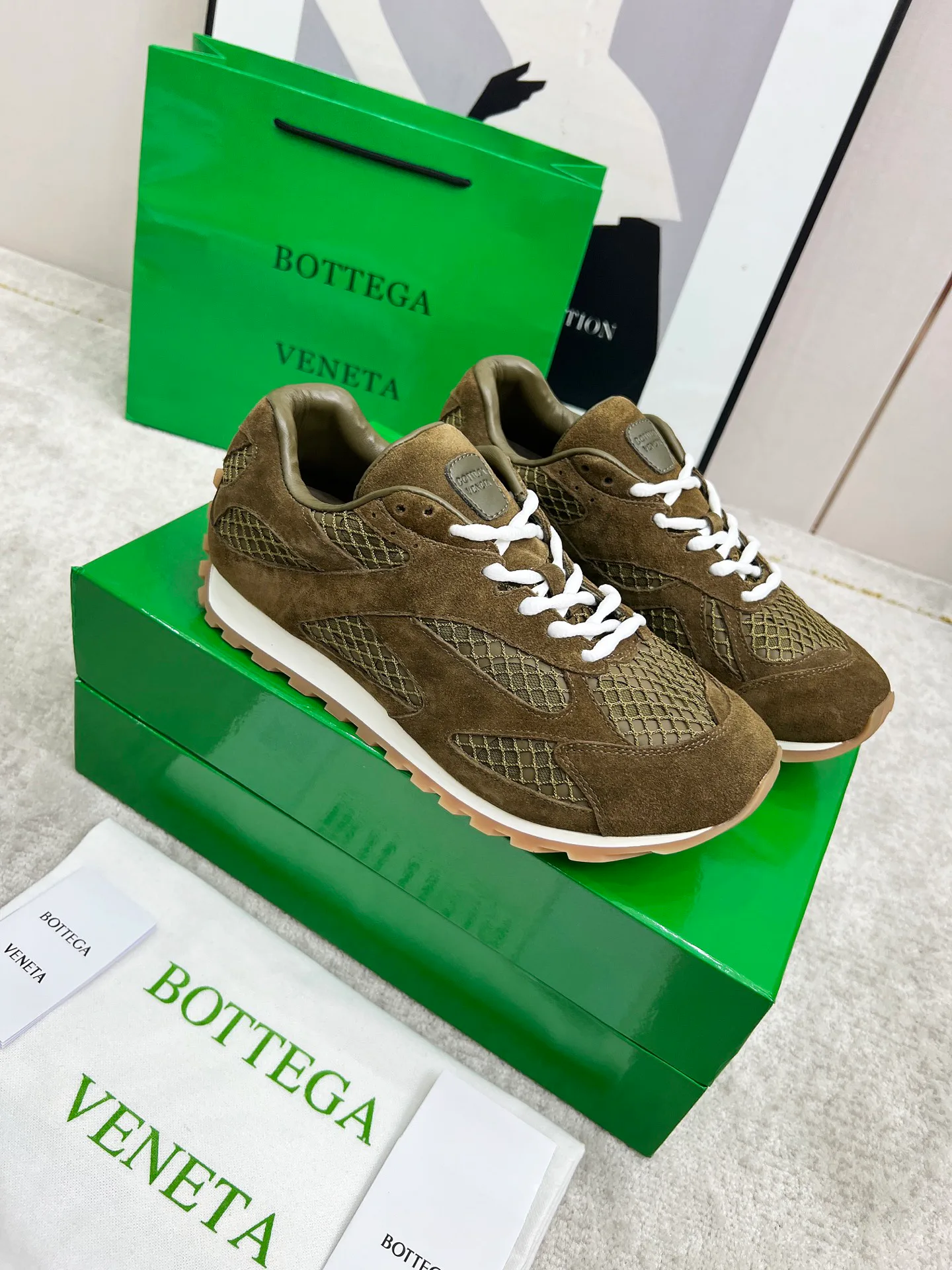 Кроссовки Женские Bottega Veneta 11019195