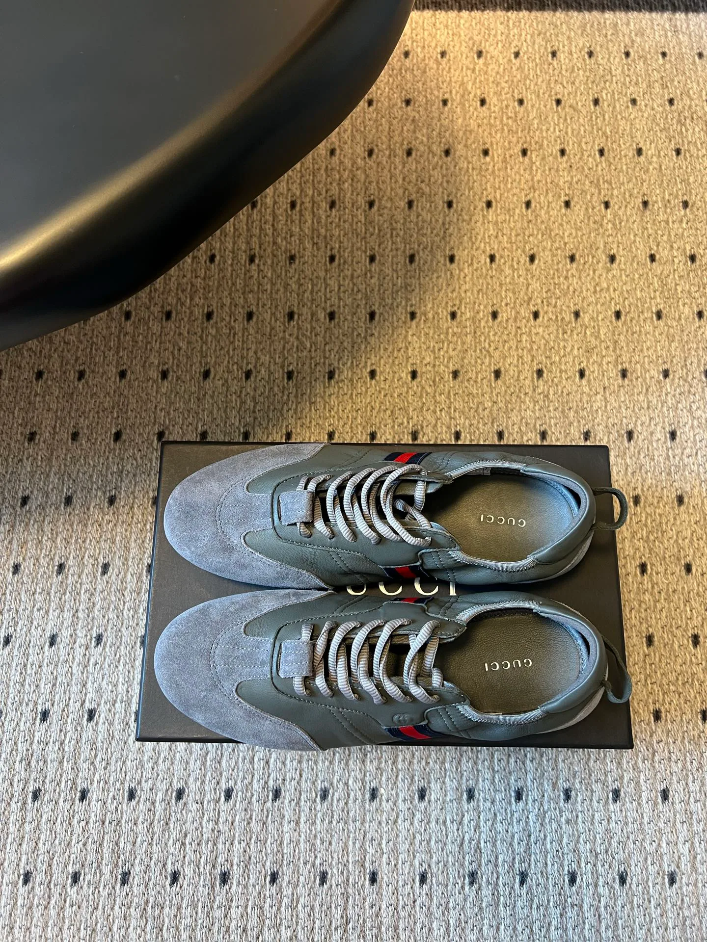 Кроссовки Женские Gucci 17419426