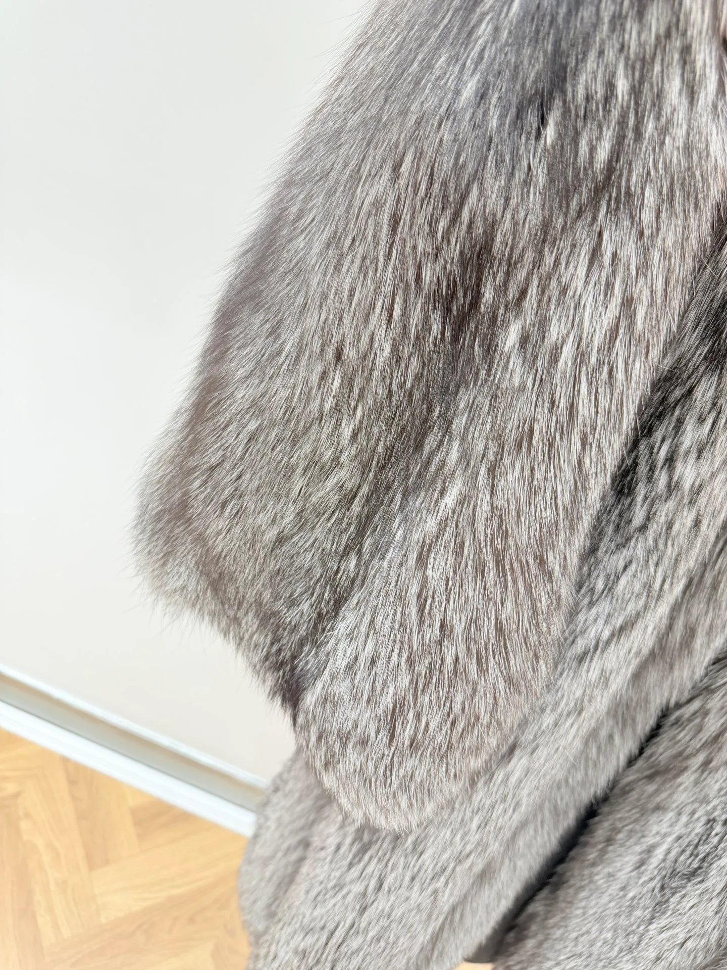 Шубы Женские Fendi 18343551